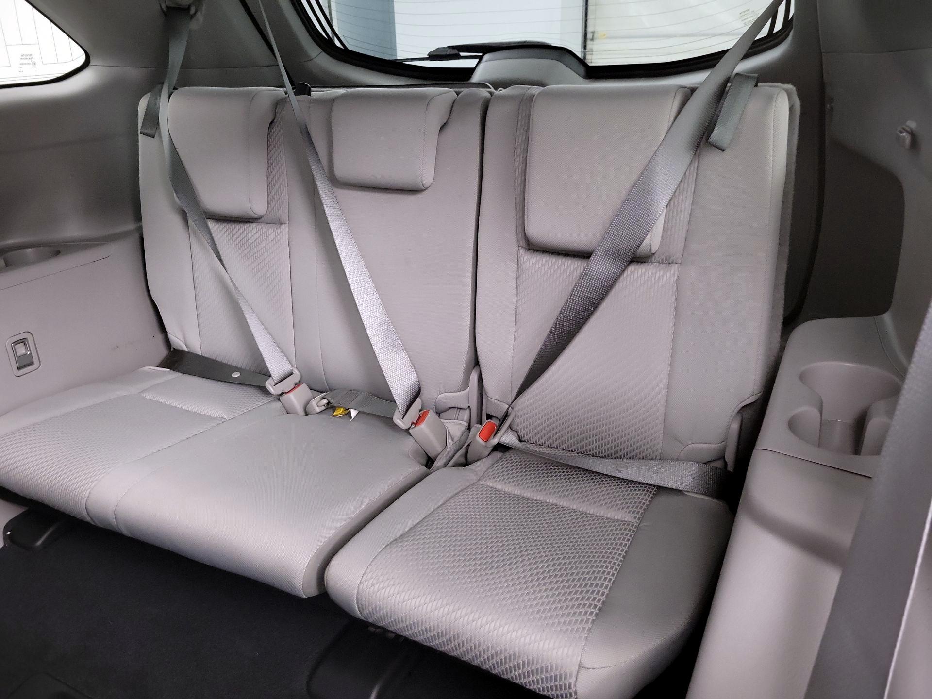 Thumbnail: 2019 Toyota Highlander - 20