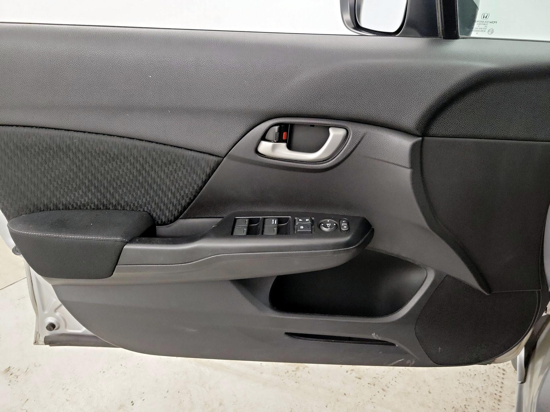 Thumbnail: 2015 Honda Civic - 12