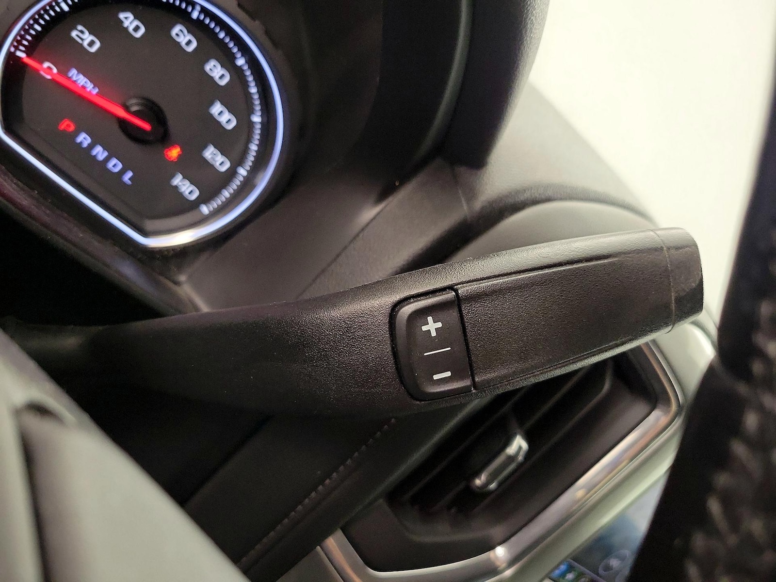 2019 Chevrolet Silverado 1500 LT - Photo 18