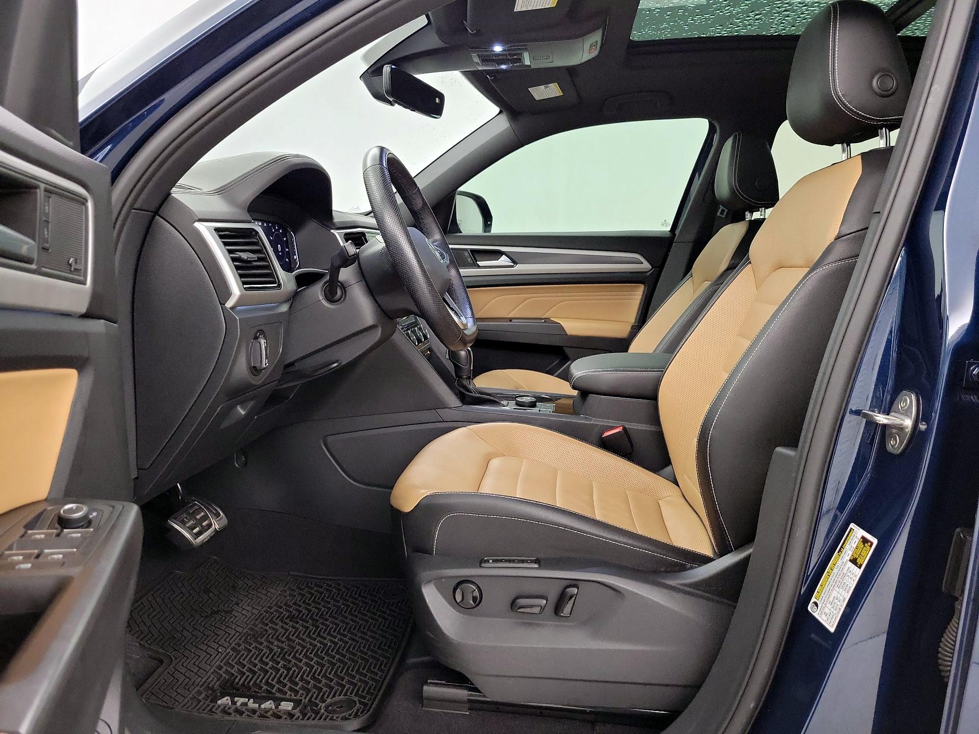 Thumbnail: 2023 Volkswagen Atlas - 11