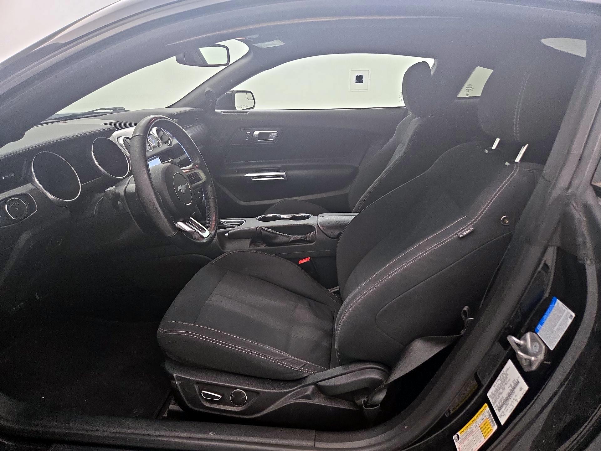 Thumbnail: 2019 Ford Mustang - 11