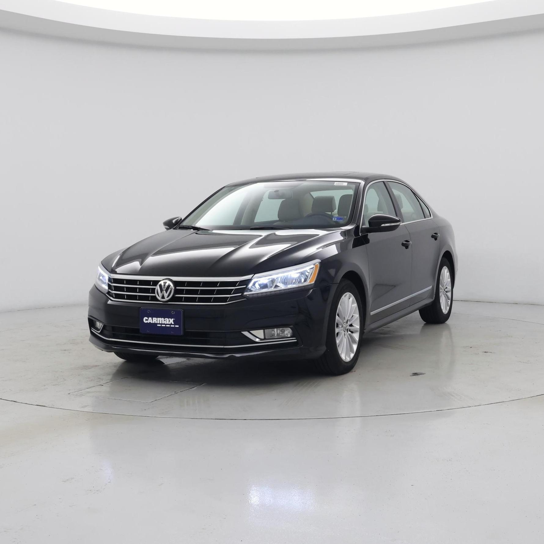 Thumbnail: 2017 Volkswagen Passat - 4