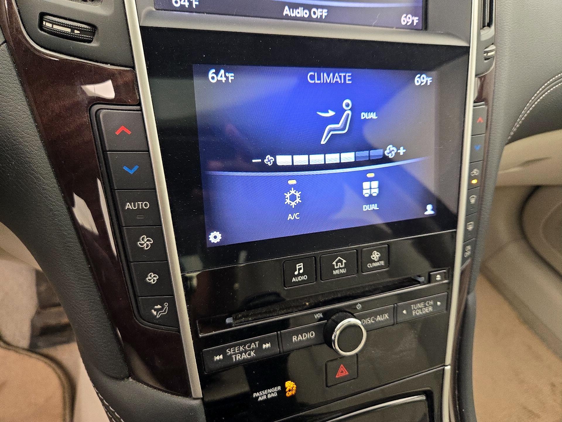 Thumbnail: 2019 INFINITI Q50 - 16