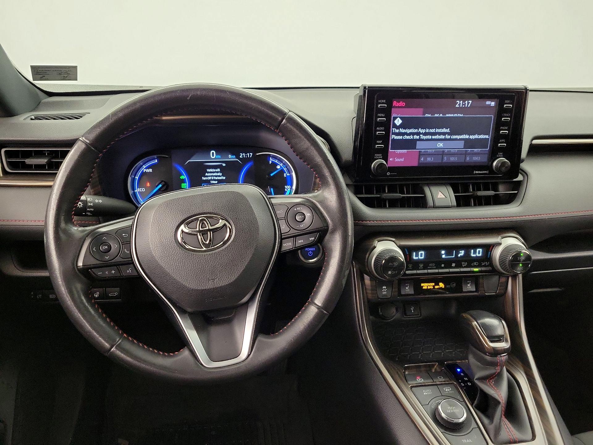 Thumbnail: 2021 Toyota RAV4 - 10