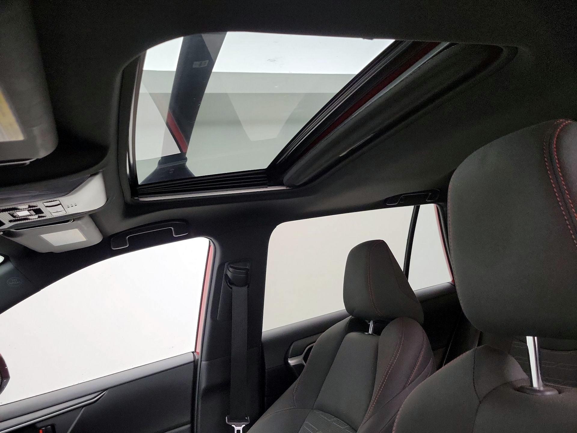 Thumbnail: 2021 Toyota RAV4 - 19