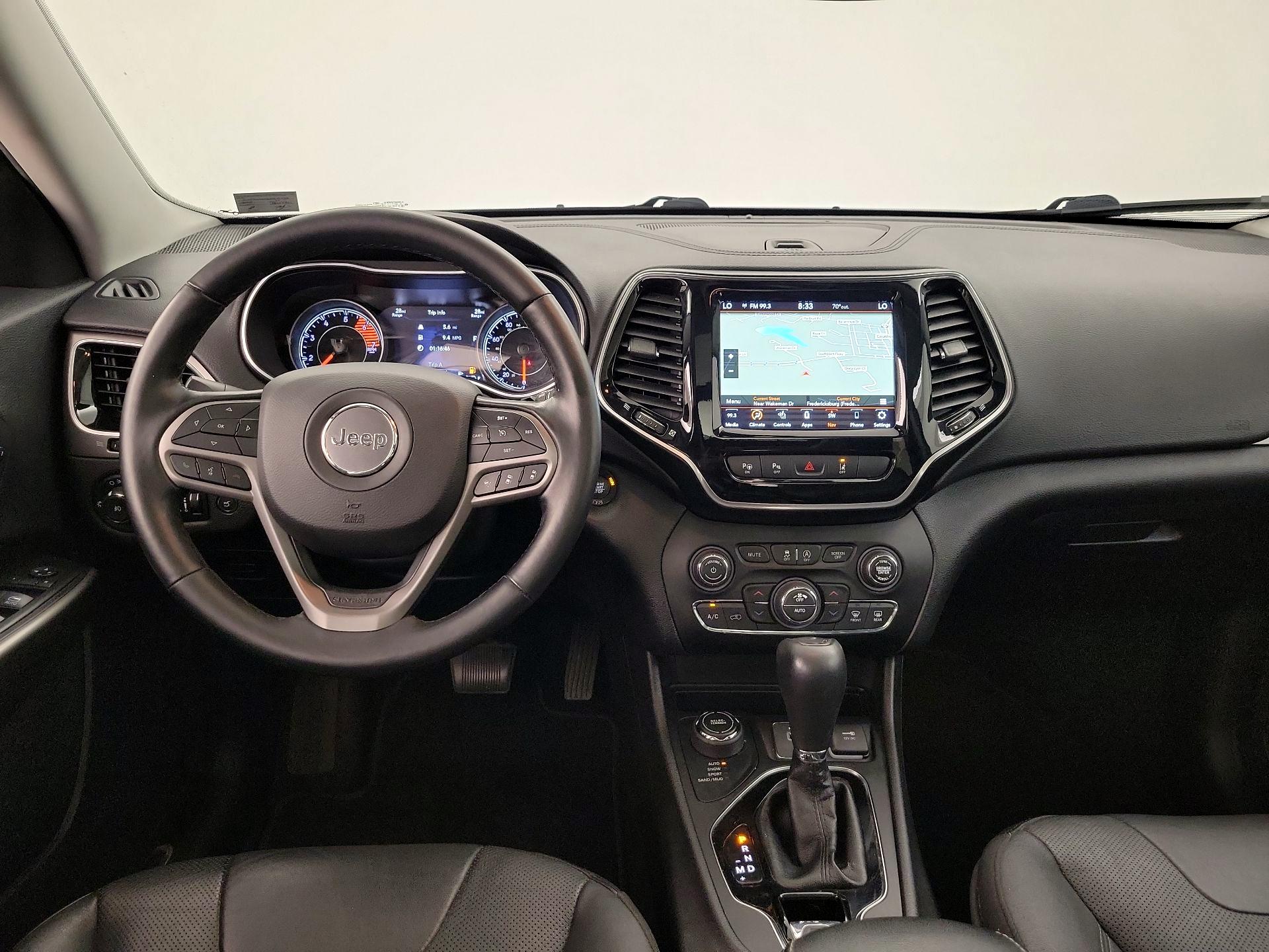 Thumbnail: 2020 Jeep Cherokee - 9
