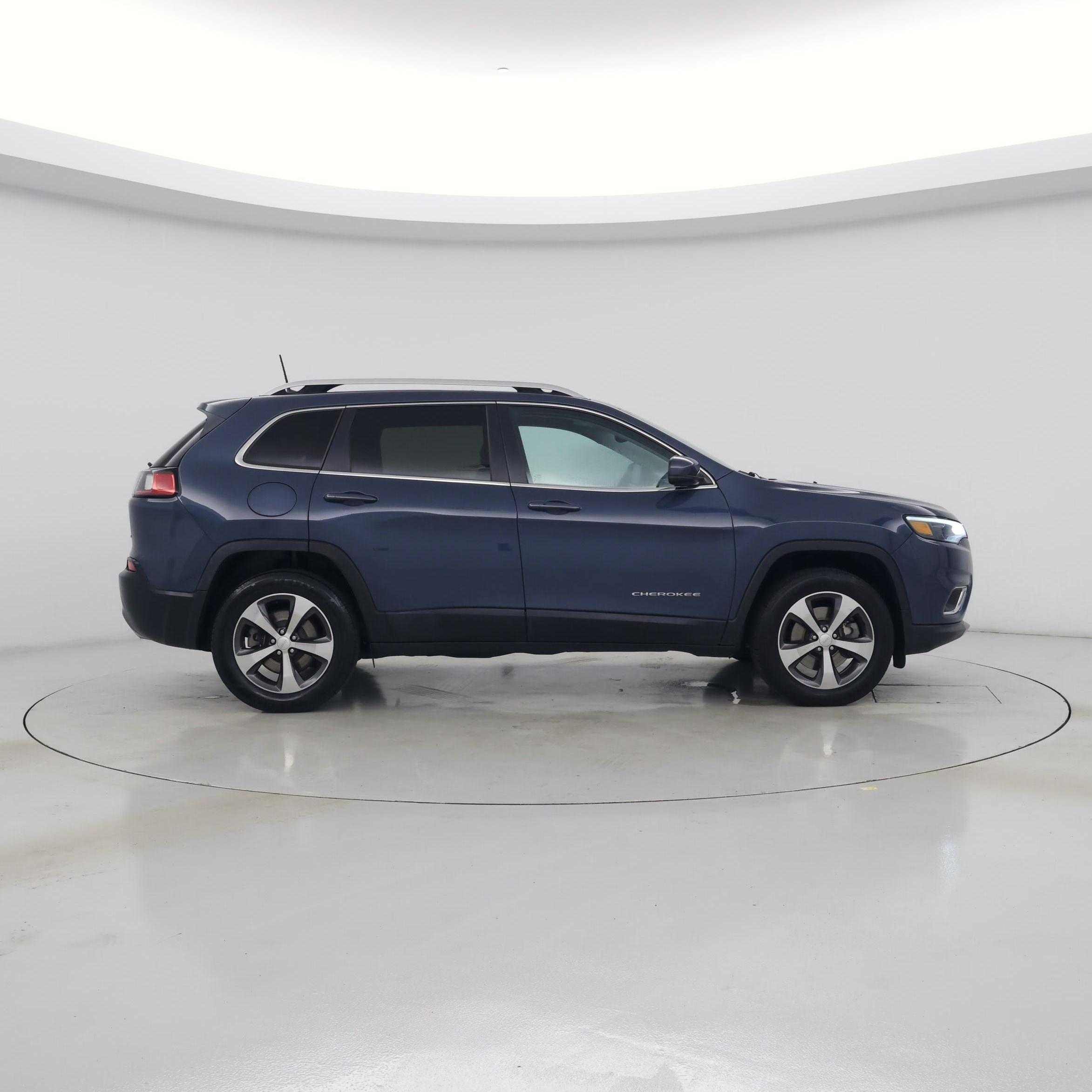 Thumbnail: 2020 Jeep Cherokee - 7