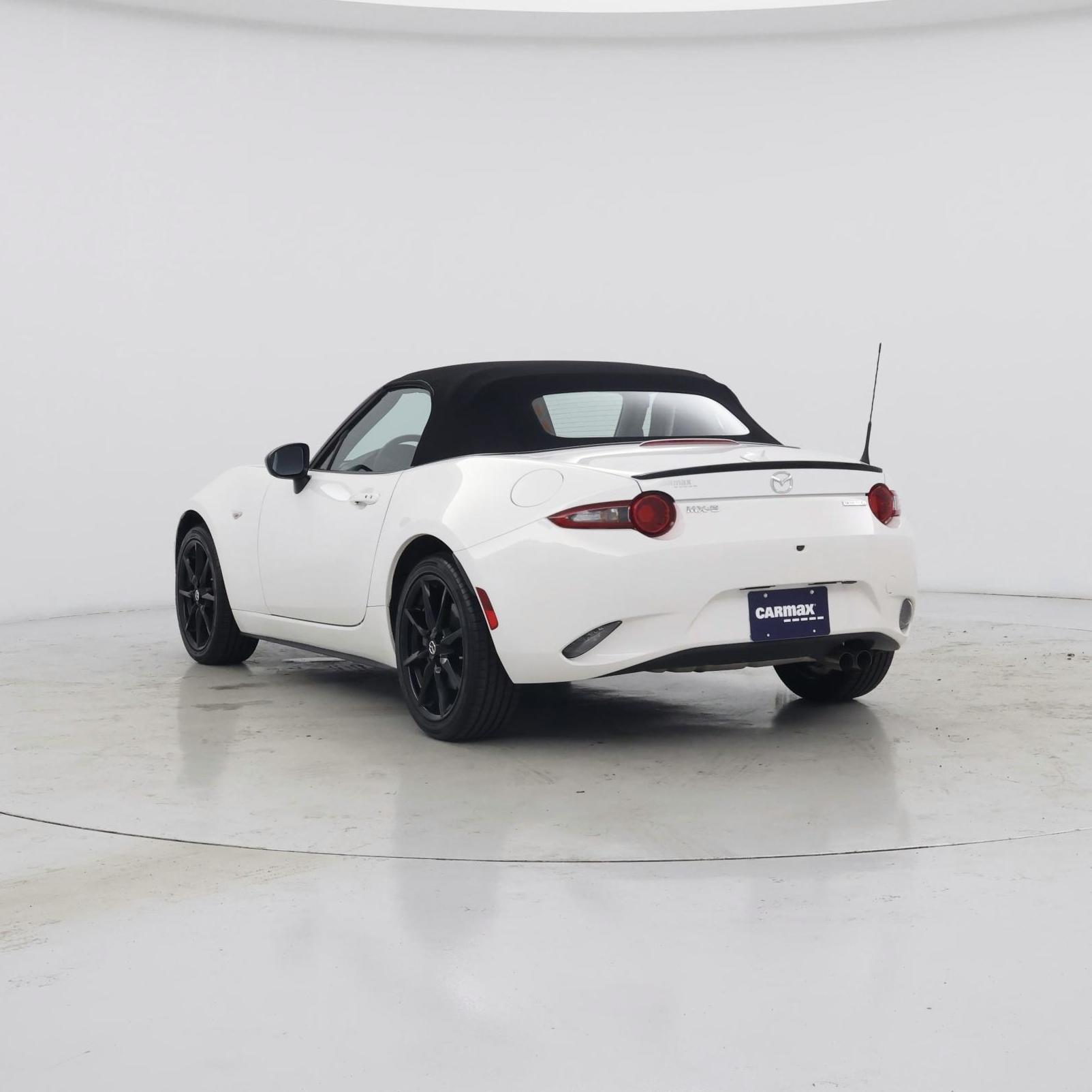 Thumbnail: 2020 Mazda MX-5 Miata - 2