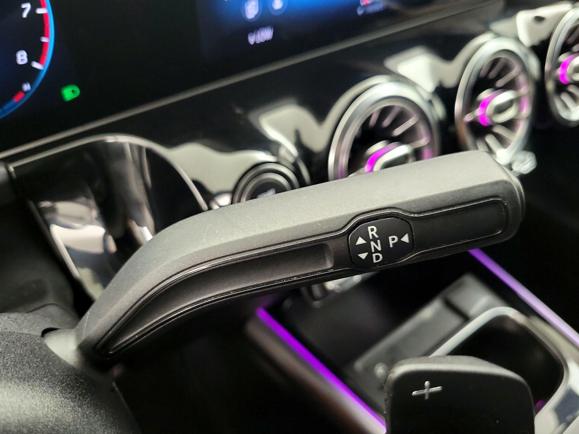 Thumbnail: 2021 Mercedes-Benz GLA - 17