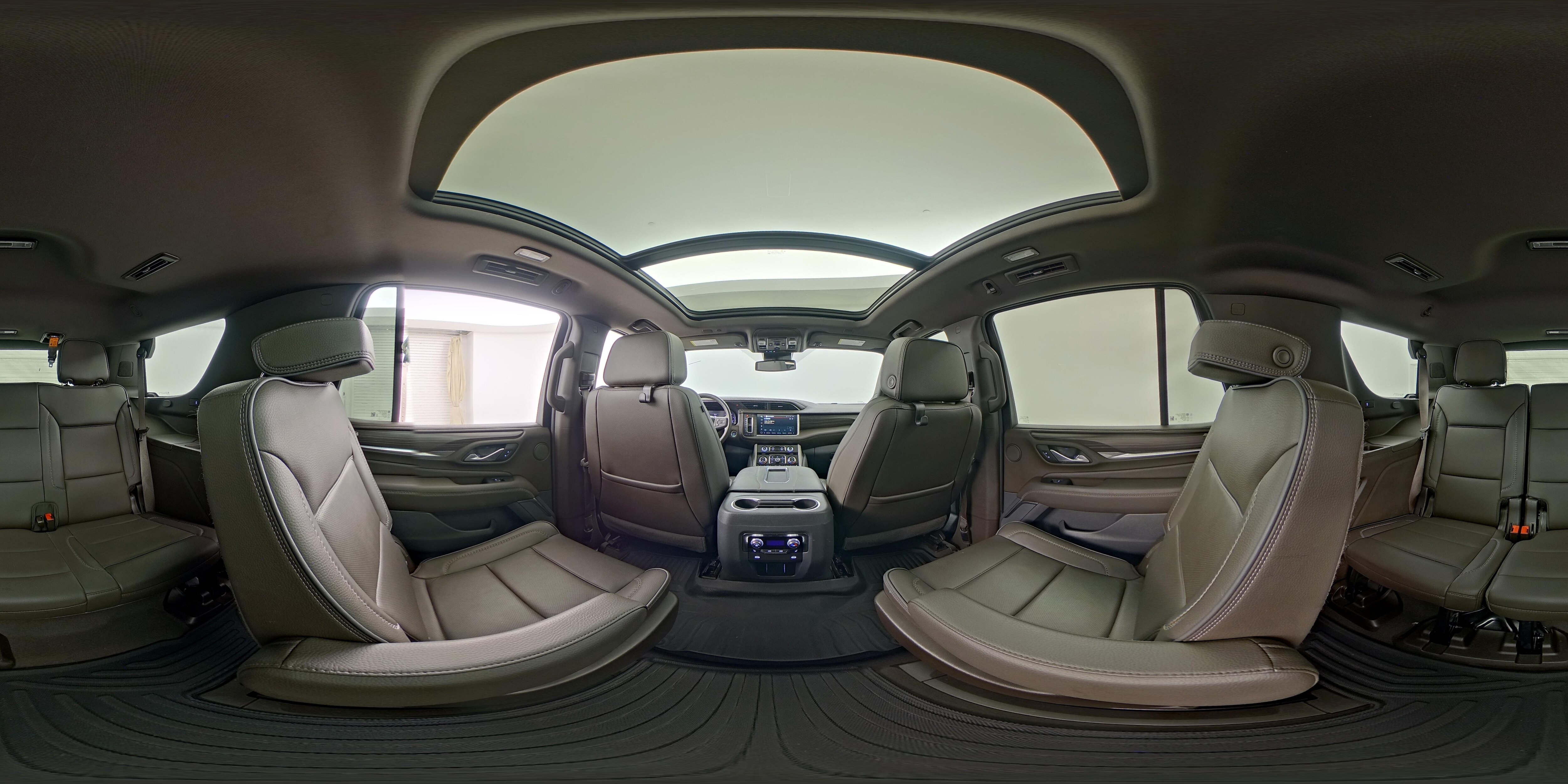 2024 GMC Yukon Denali - Photo 29