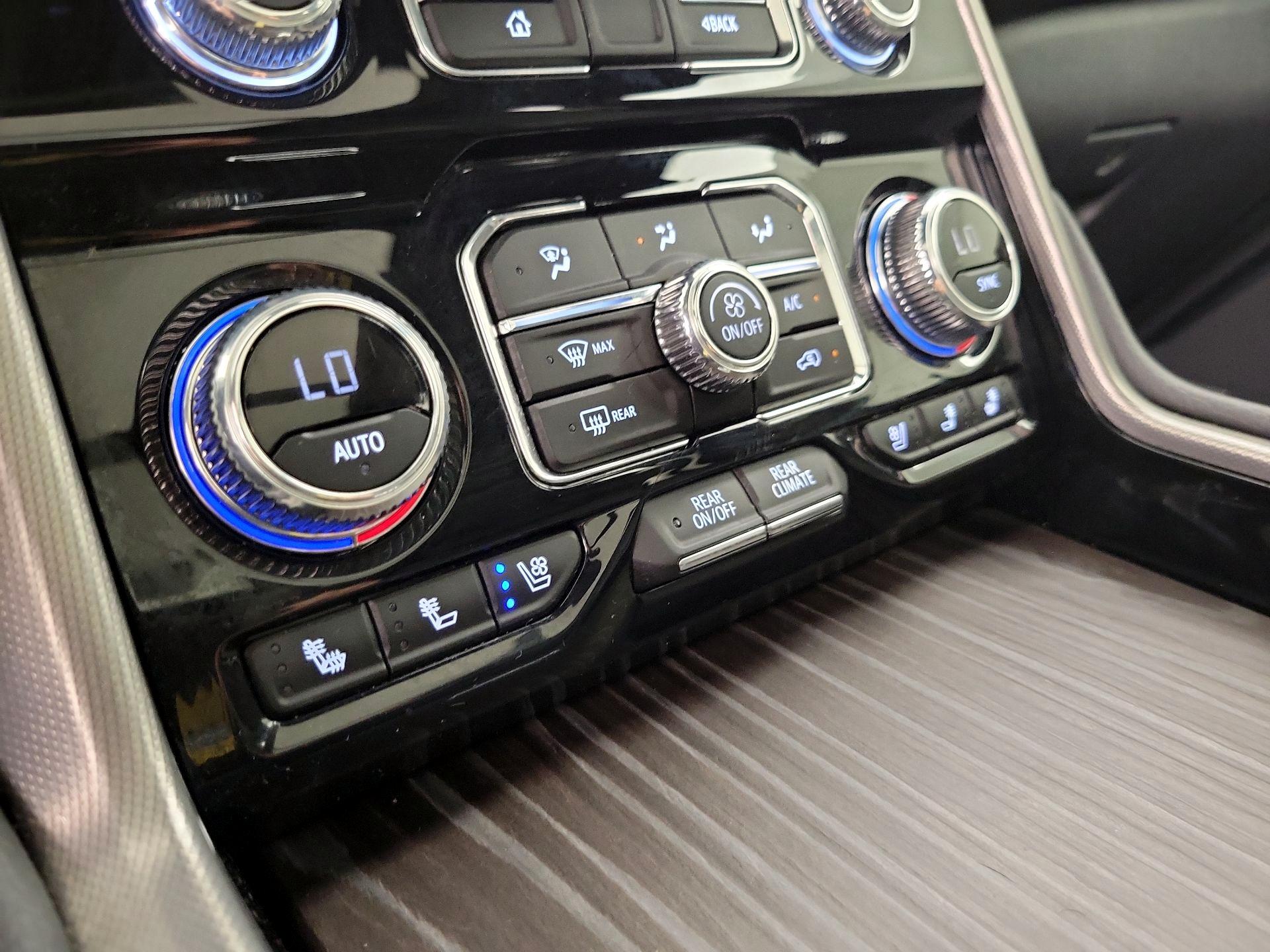 Thumbnail: 2024 GMC Yukon - 17