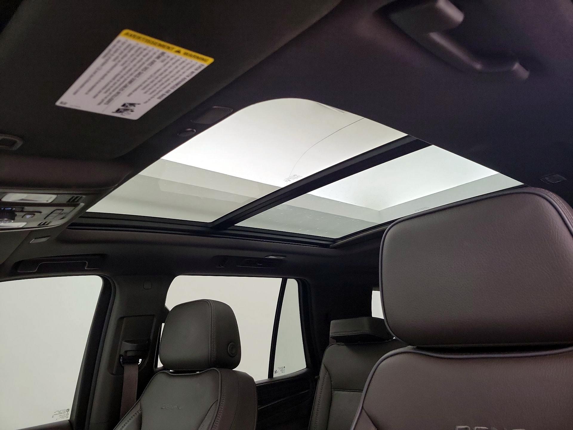 Thumbnail: 2024 GMC Yukon - 20