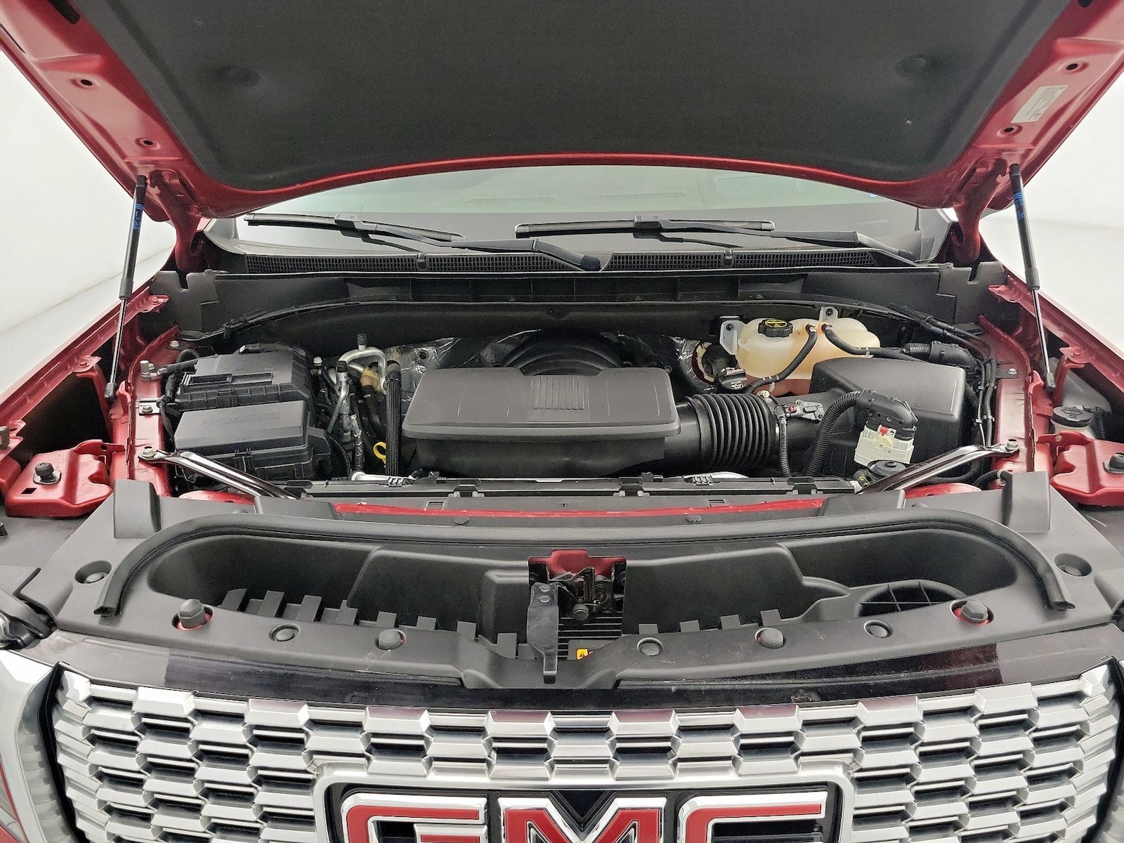 2024 GMC Yukon Denali - Photo 26