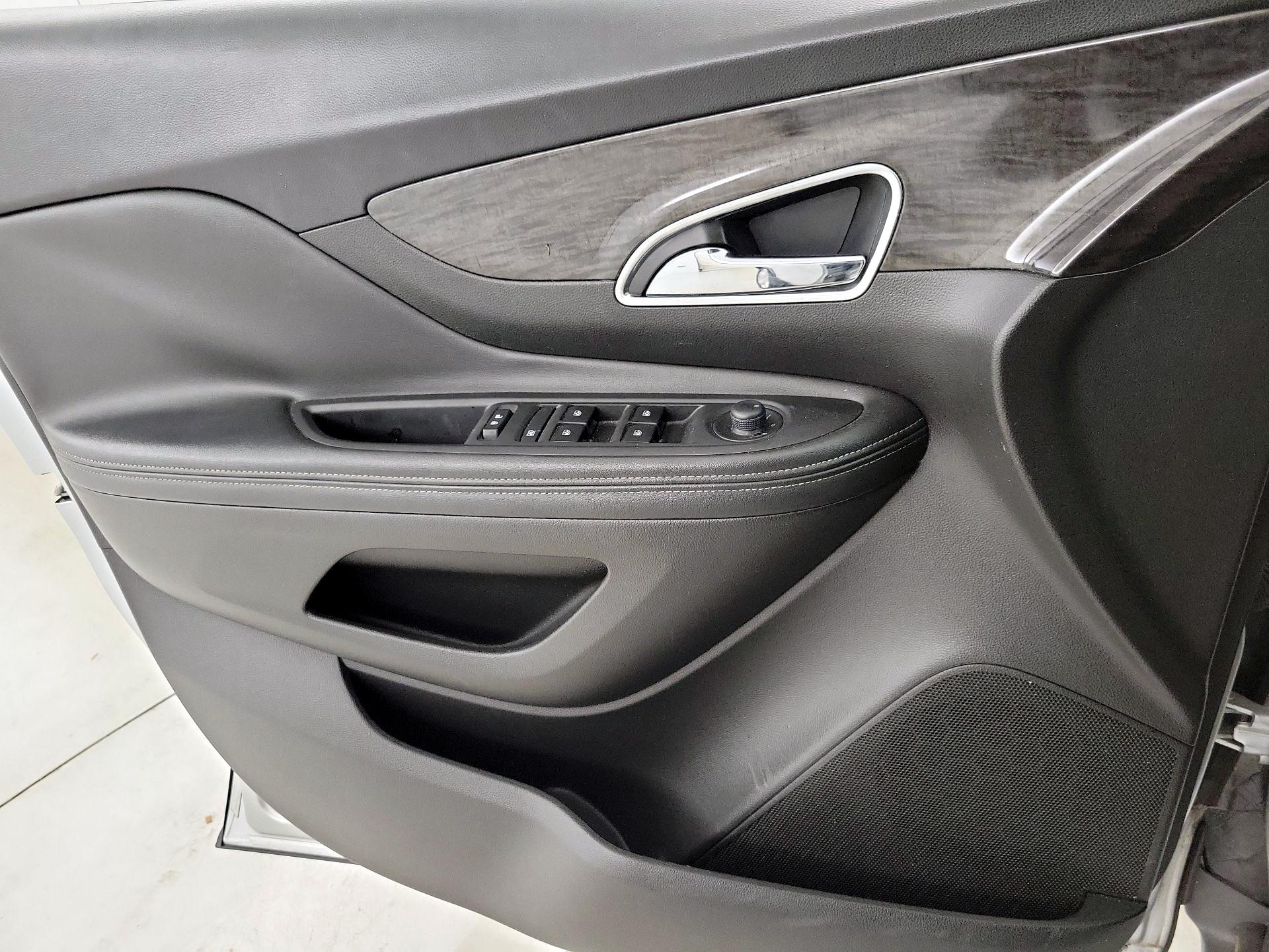 Thumbnail: 2016 Buick Encore - 12