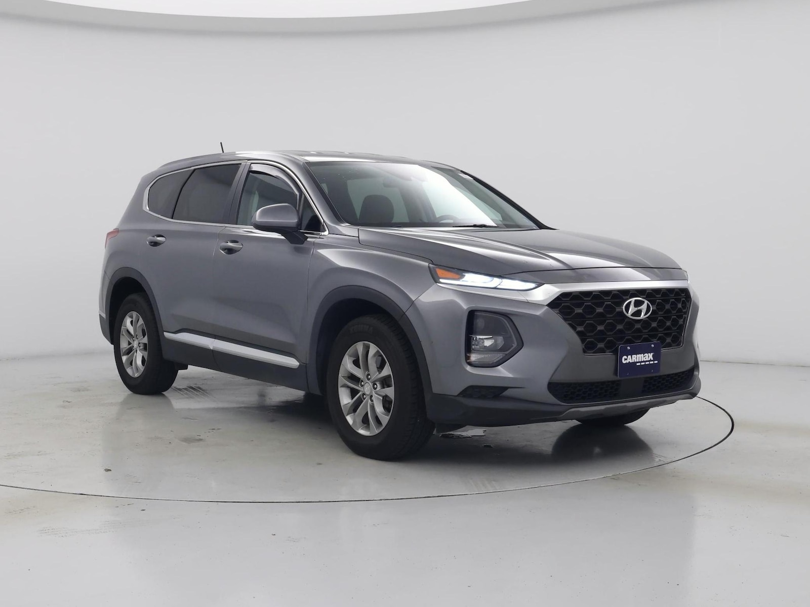 2019 Hyundai Santa Fe SE - Photo 2