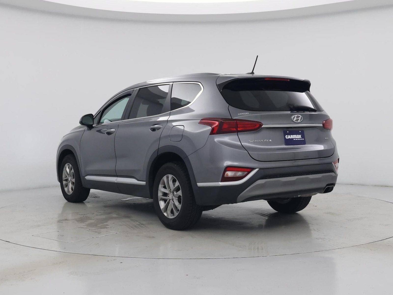 2019 Hyundai Santa Fe SE - Photo 3