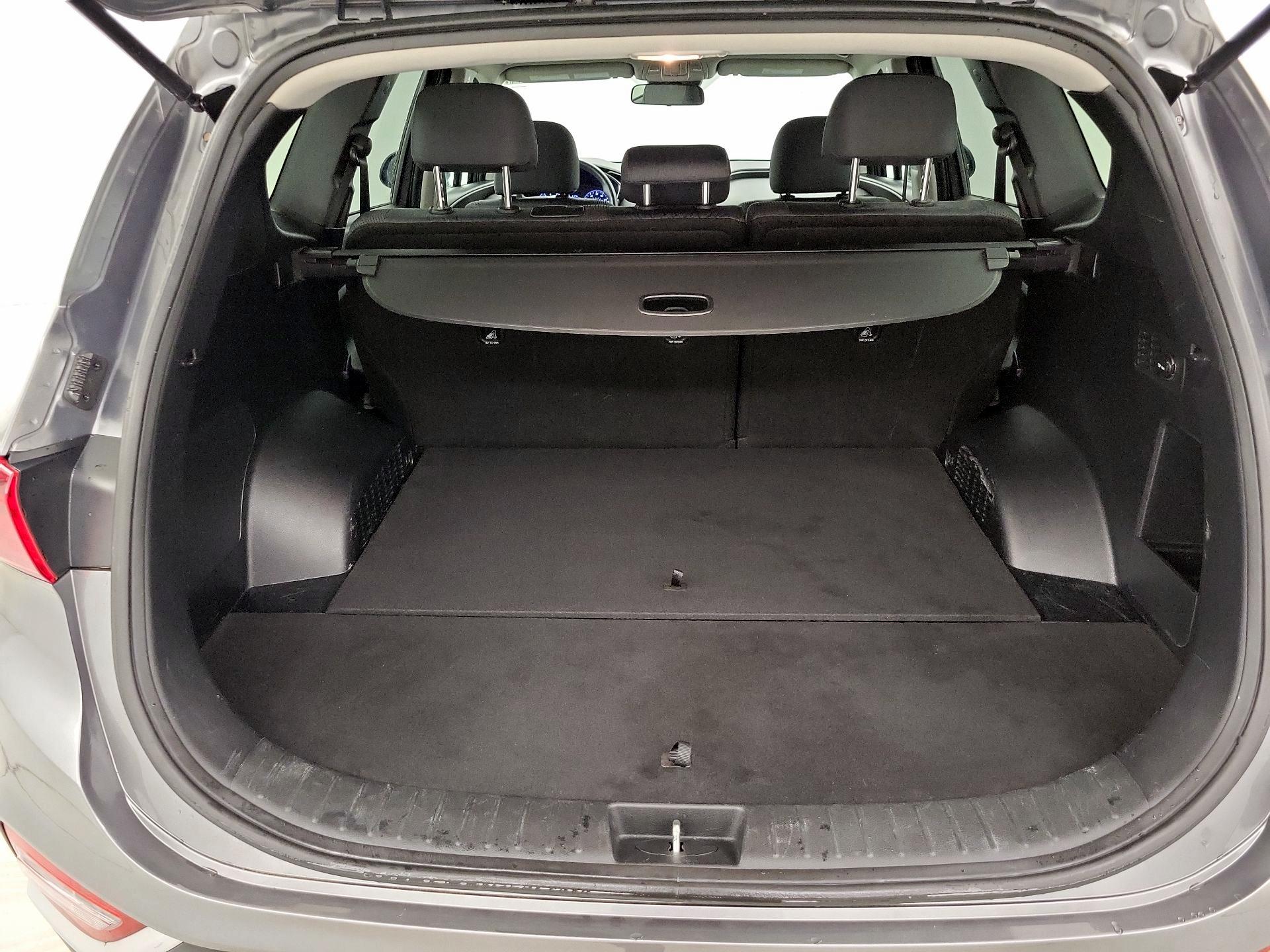 Thumbnail: 2019 Hyundai Santa Fe - 20