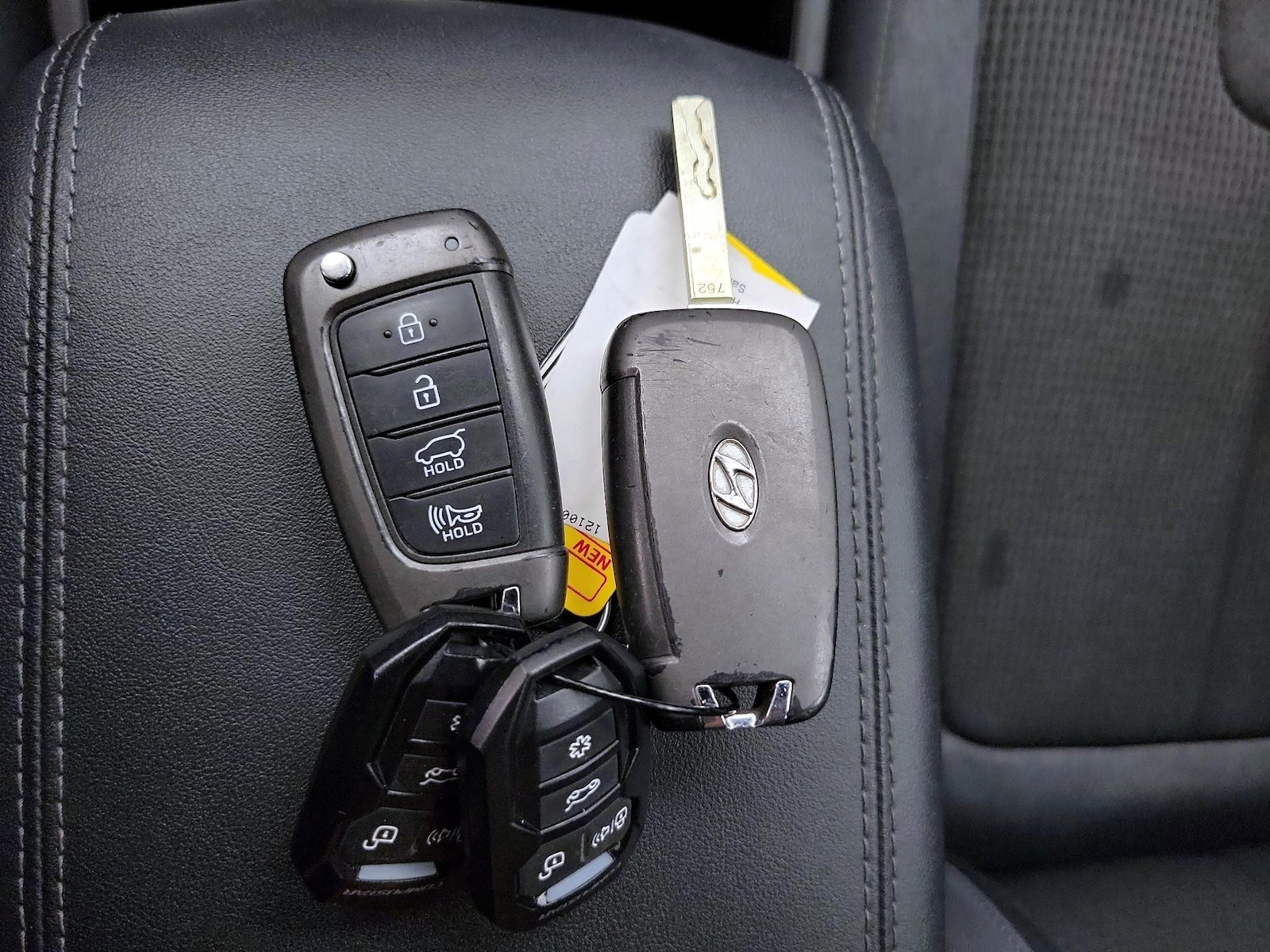 2019 Hyundai Santa Fe SE - Photo 24