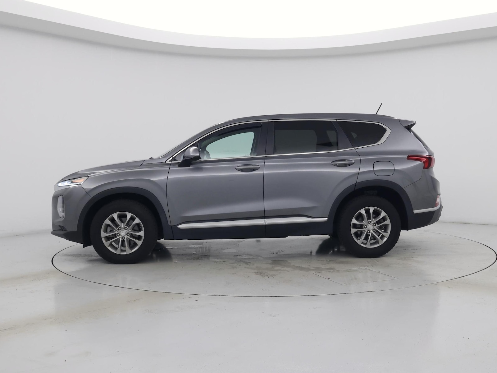 2019 Hyundai Santa Fe SE - Photo 4