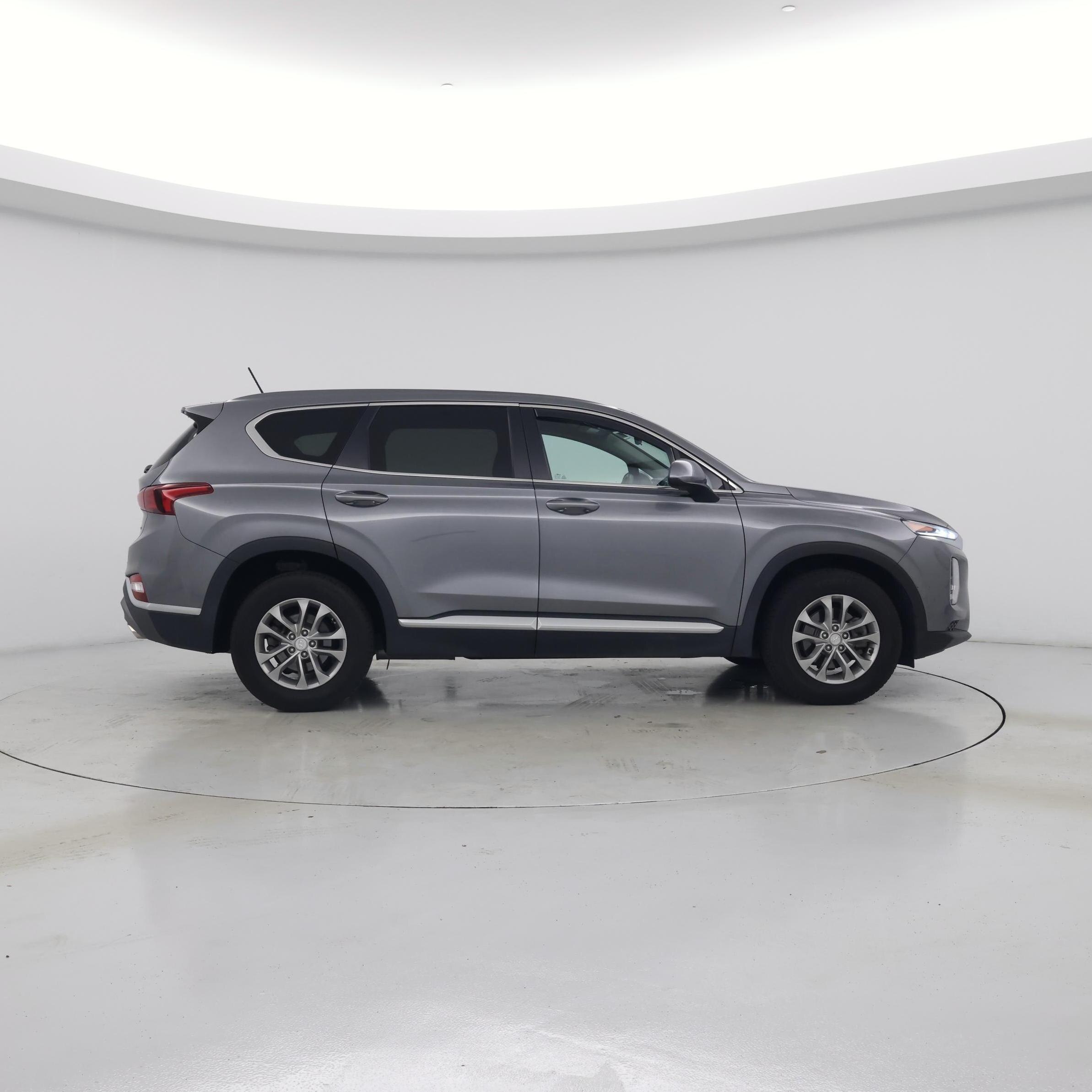 Thumbnail: 2019 Hyundai Santa Fe - 7