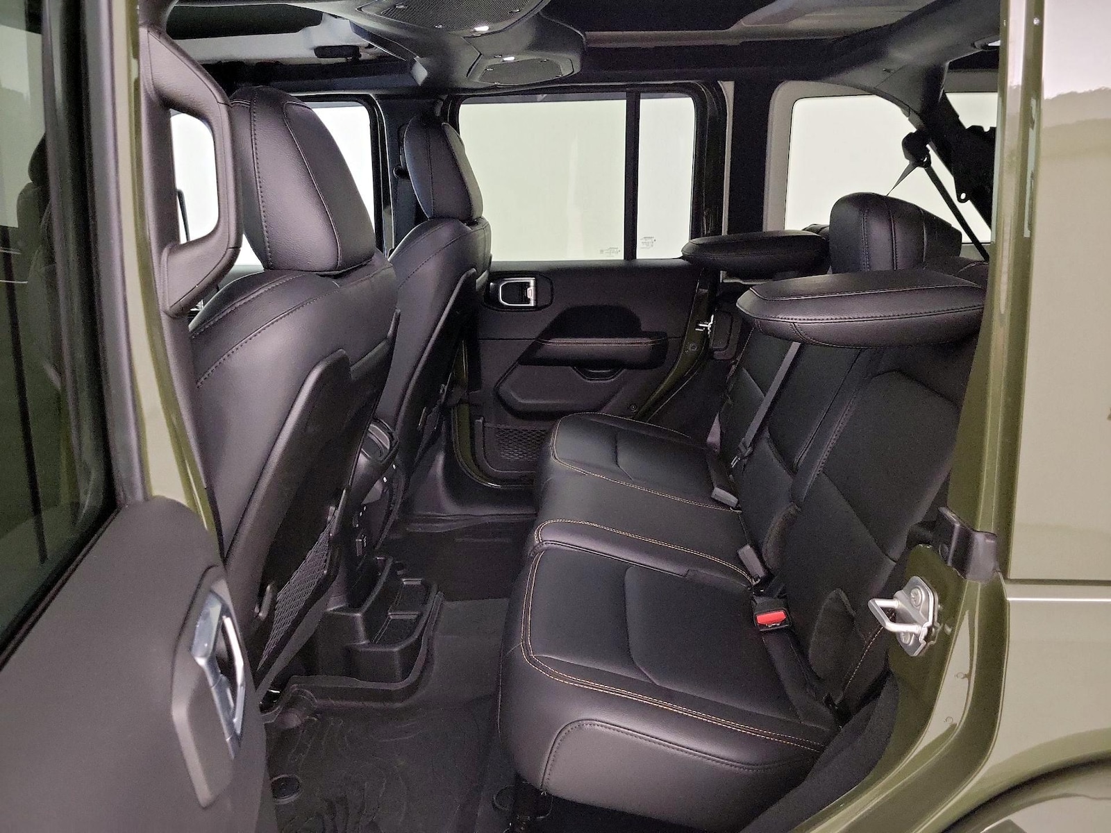 2024 Jeep Wrangler 4-Door Sahara - Photo 21