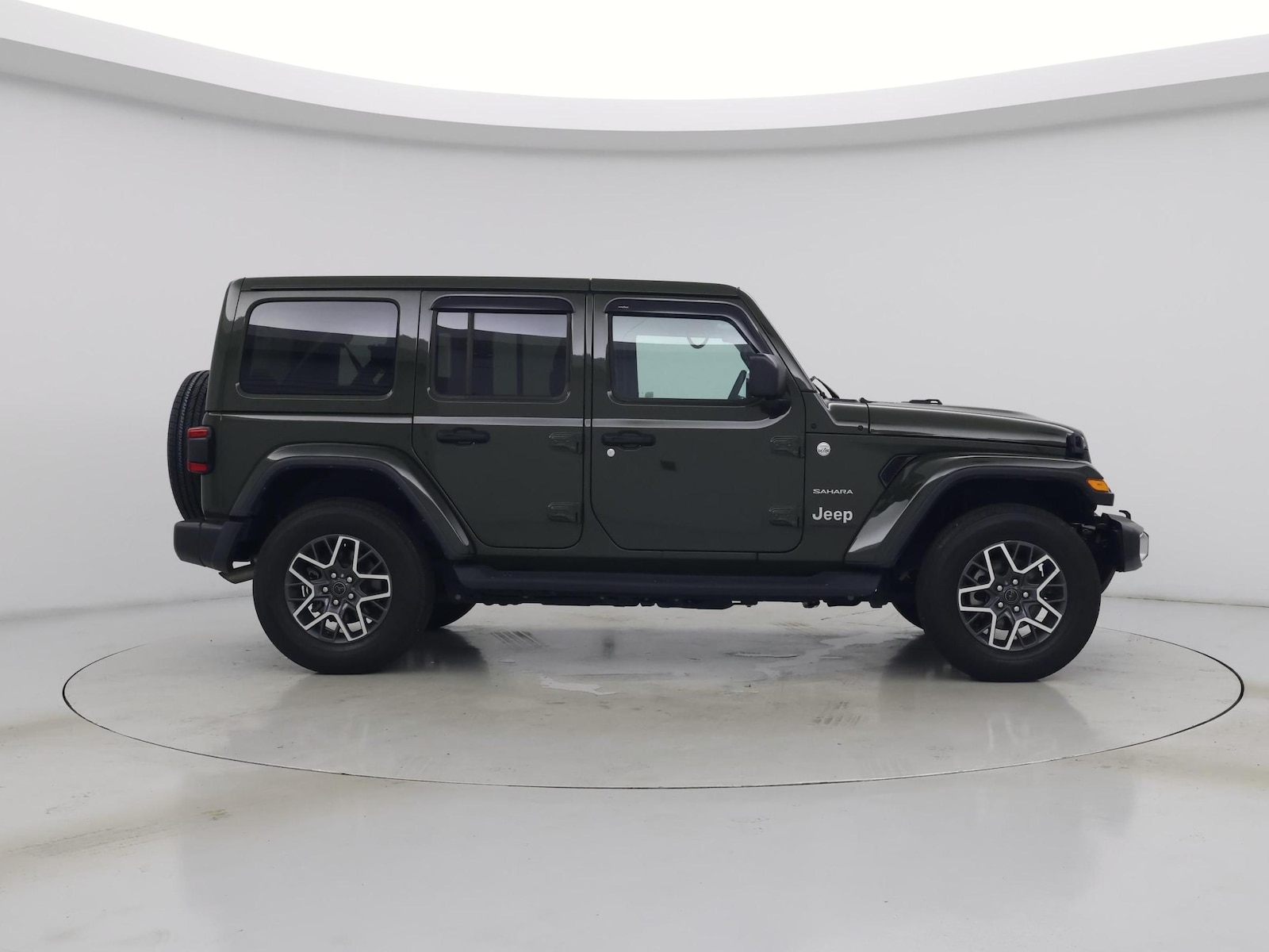 2024 Jeep Wrangler 4-Door Sahara - Photo 8
