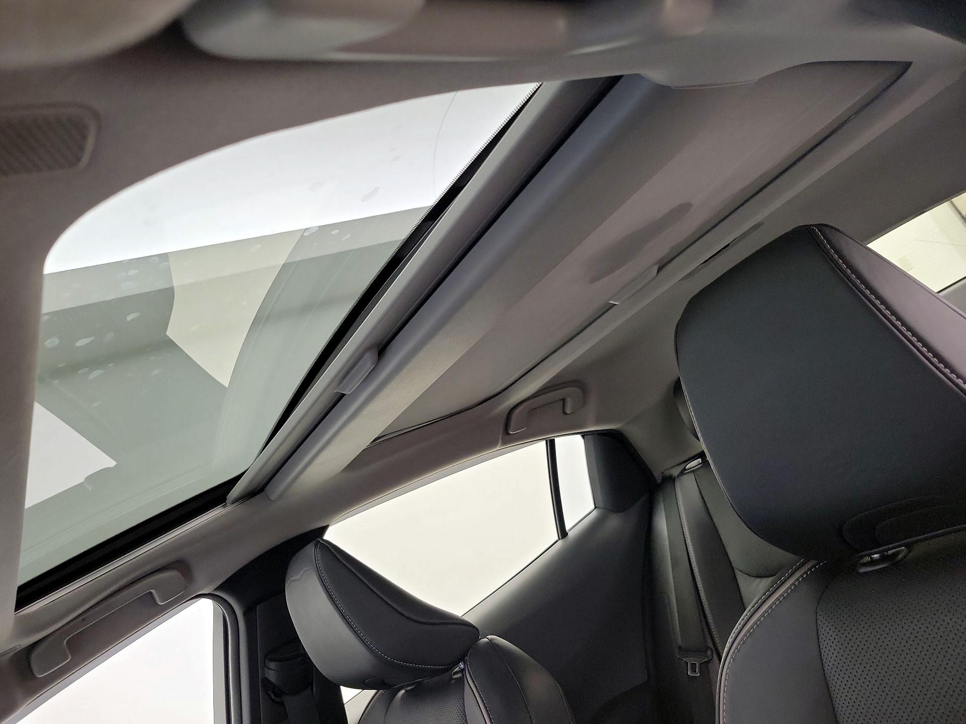 Thumbnail: 2024 Toyota Prius - 19