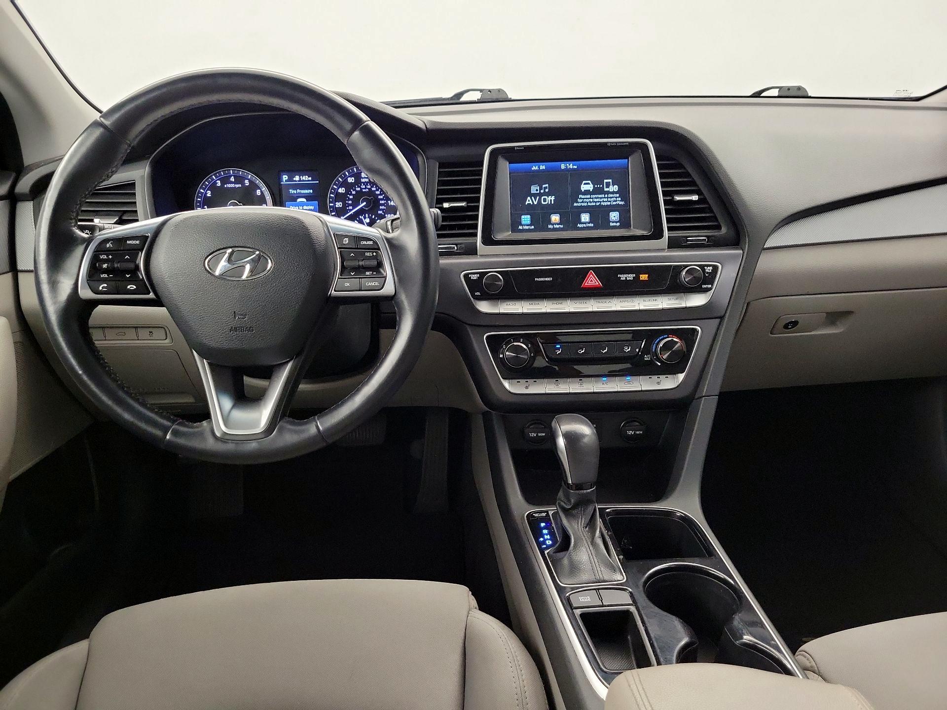 Thumbnail: 2018 Hyundai Sonata - 9
