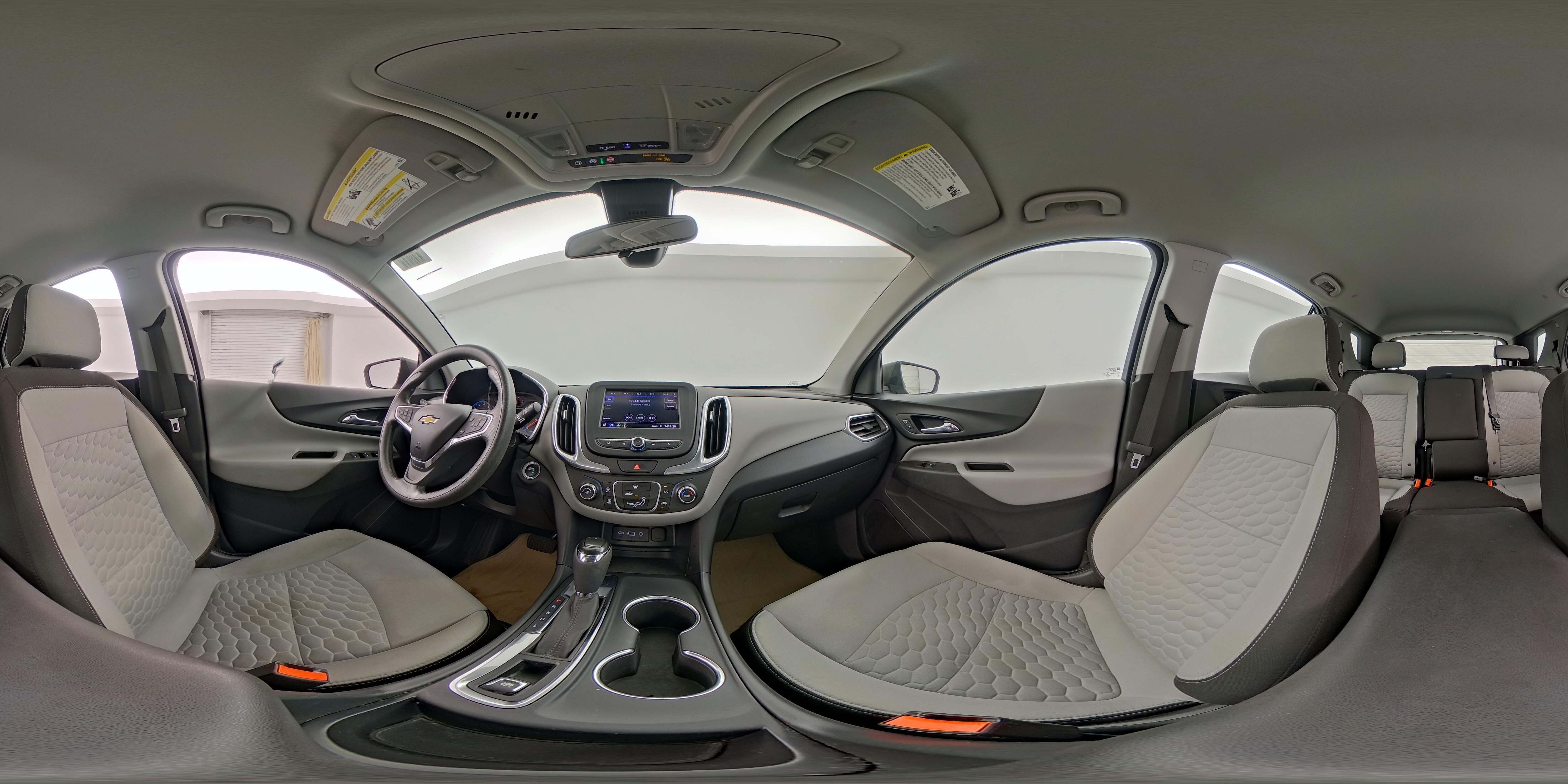 2020 Chevrolet Equinox LS - Photo 24