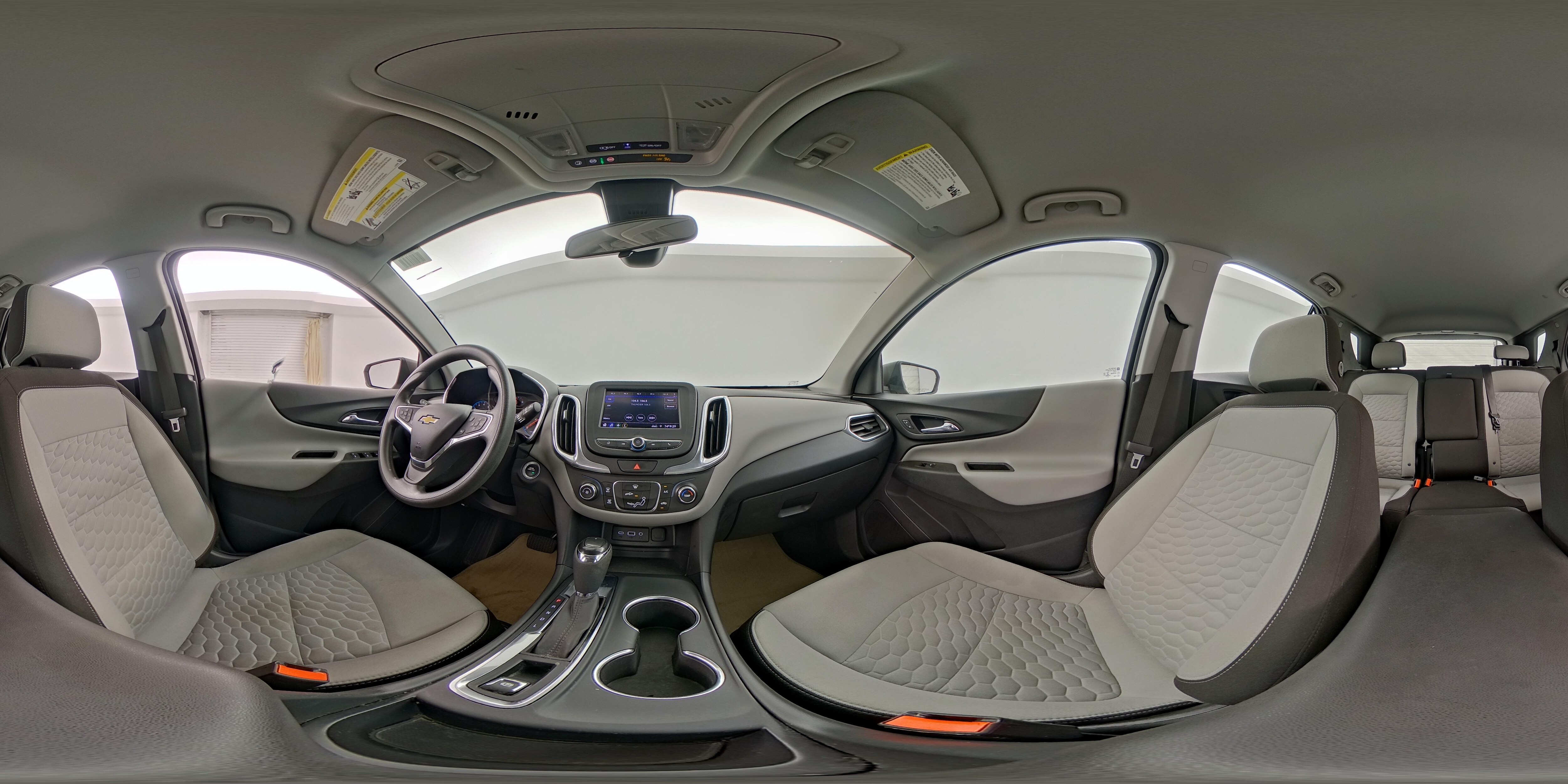 2020 Chevrolet Equinox LS - Photo 26