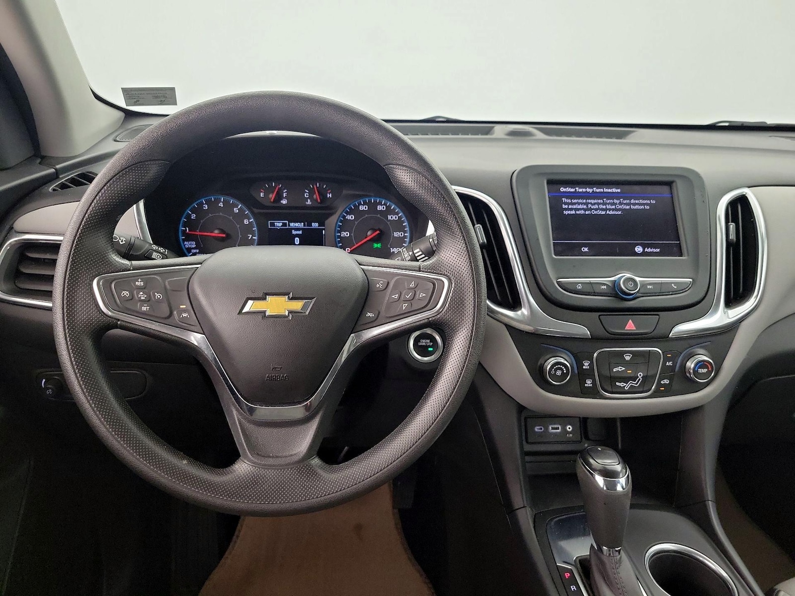 2020 Chevrolet Equinox LS - Photo 11