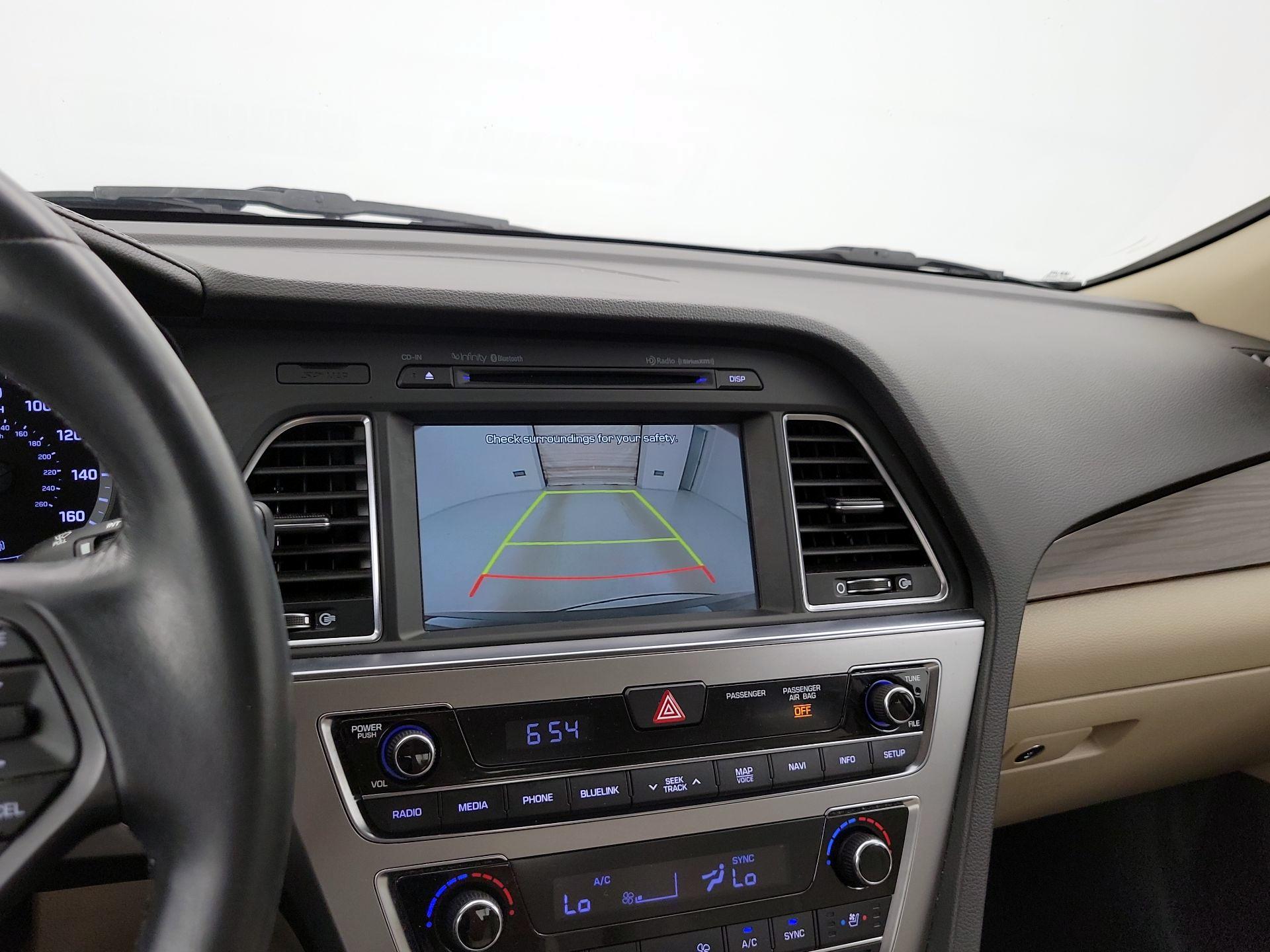 Thumbnail: 2017 Hyundai Sonata - 15