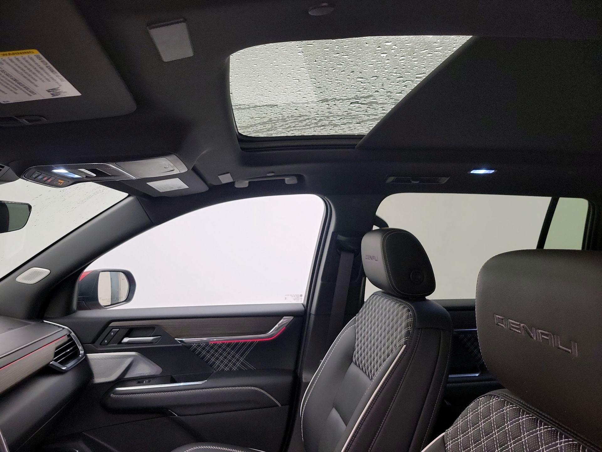 Thumbnail: 2024 GMC Acadia - 19