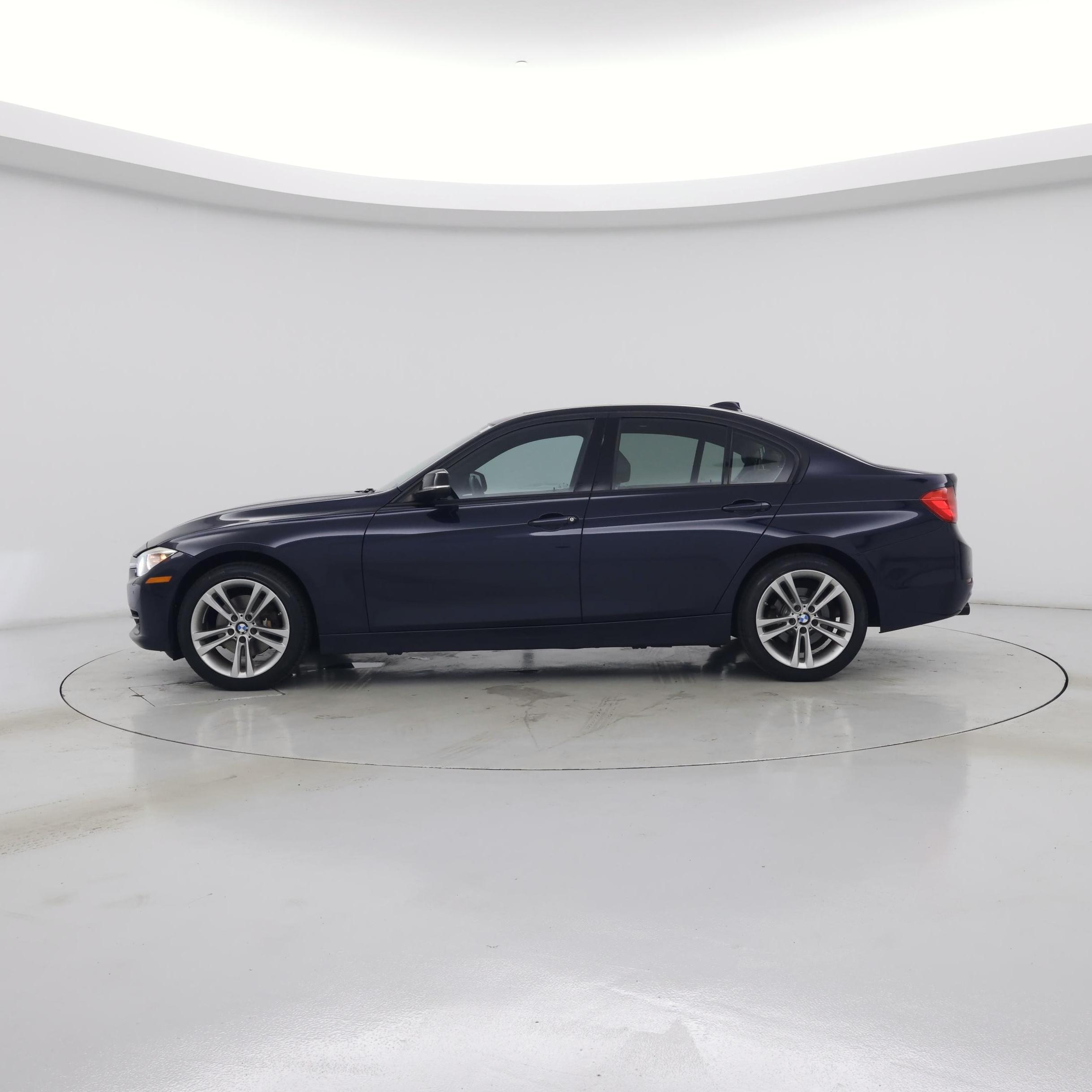 Thumbnail: 2015 BMW 3 Series - 3