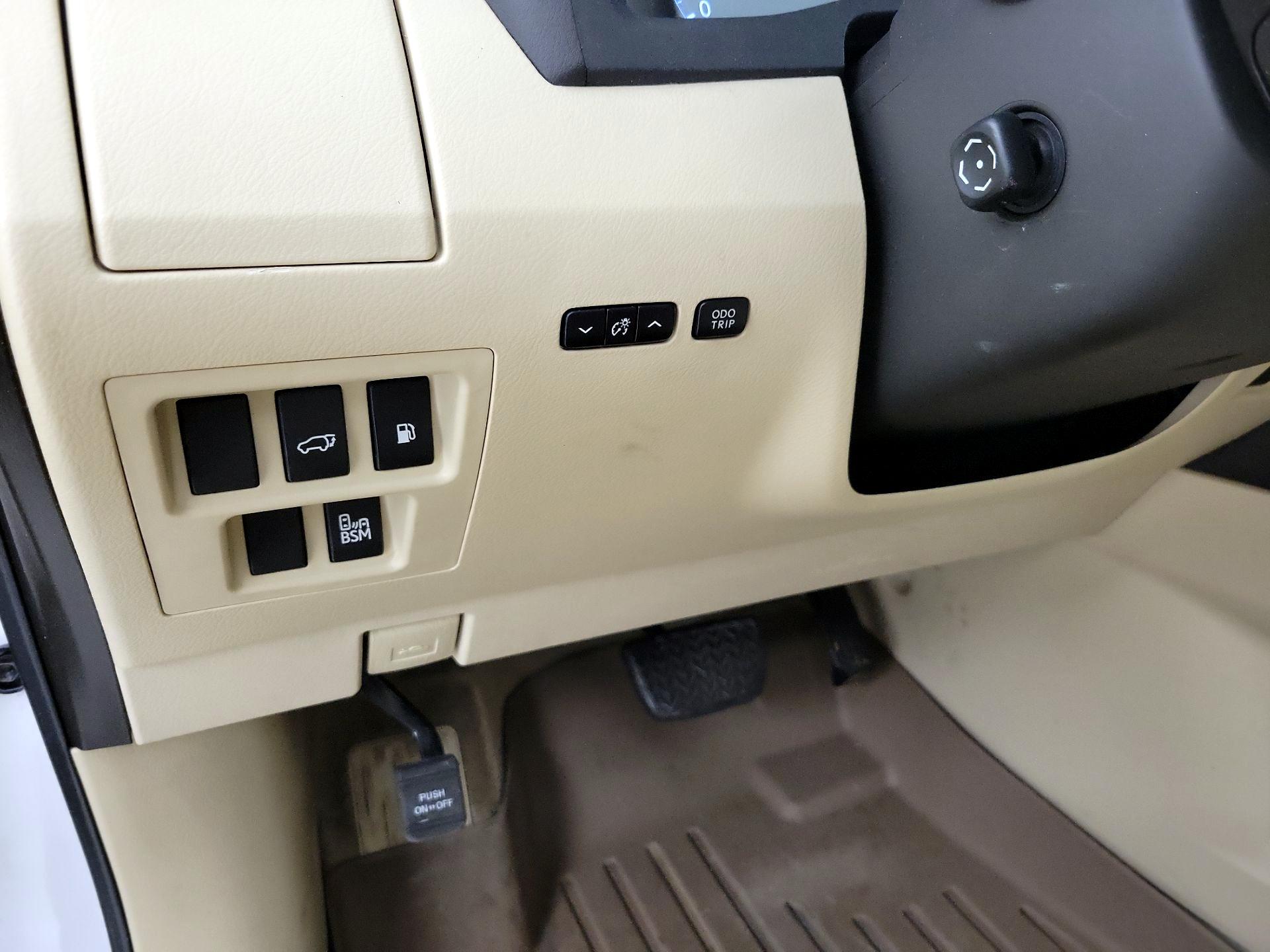 Thumbnail: 2015 Lexus RX - 13