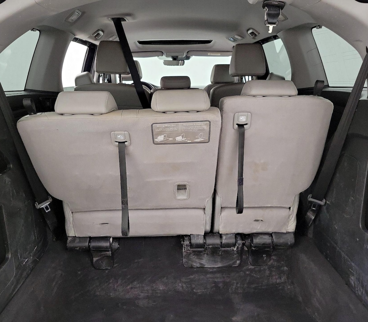 Trunk/Cargo (Seats Up)
