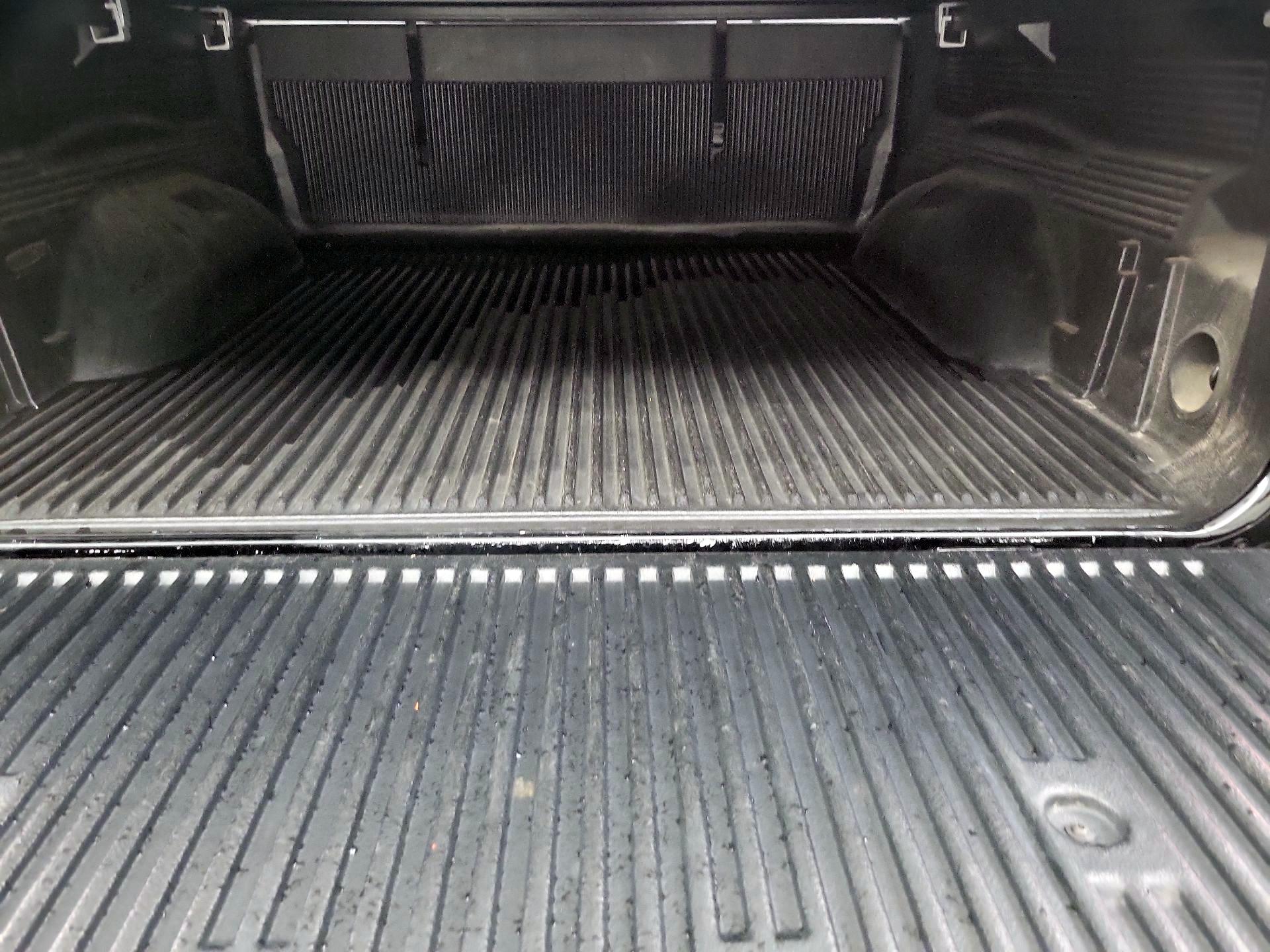 Thumbnail: 2020 RAM 1500 - 20