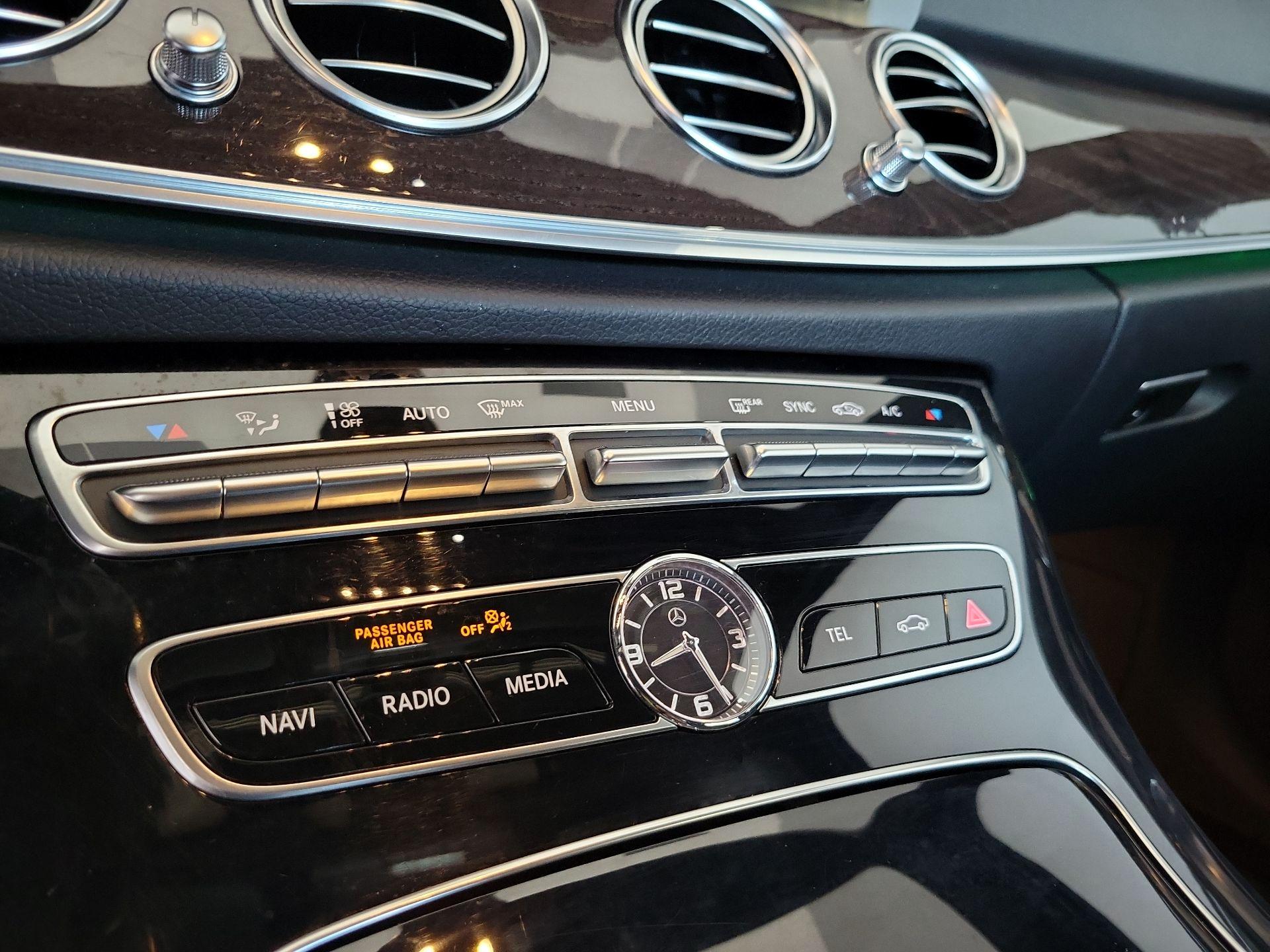 Thumbnail: 2017 Mercedes-Benz E-Class - 17