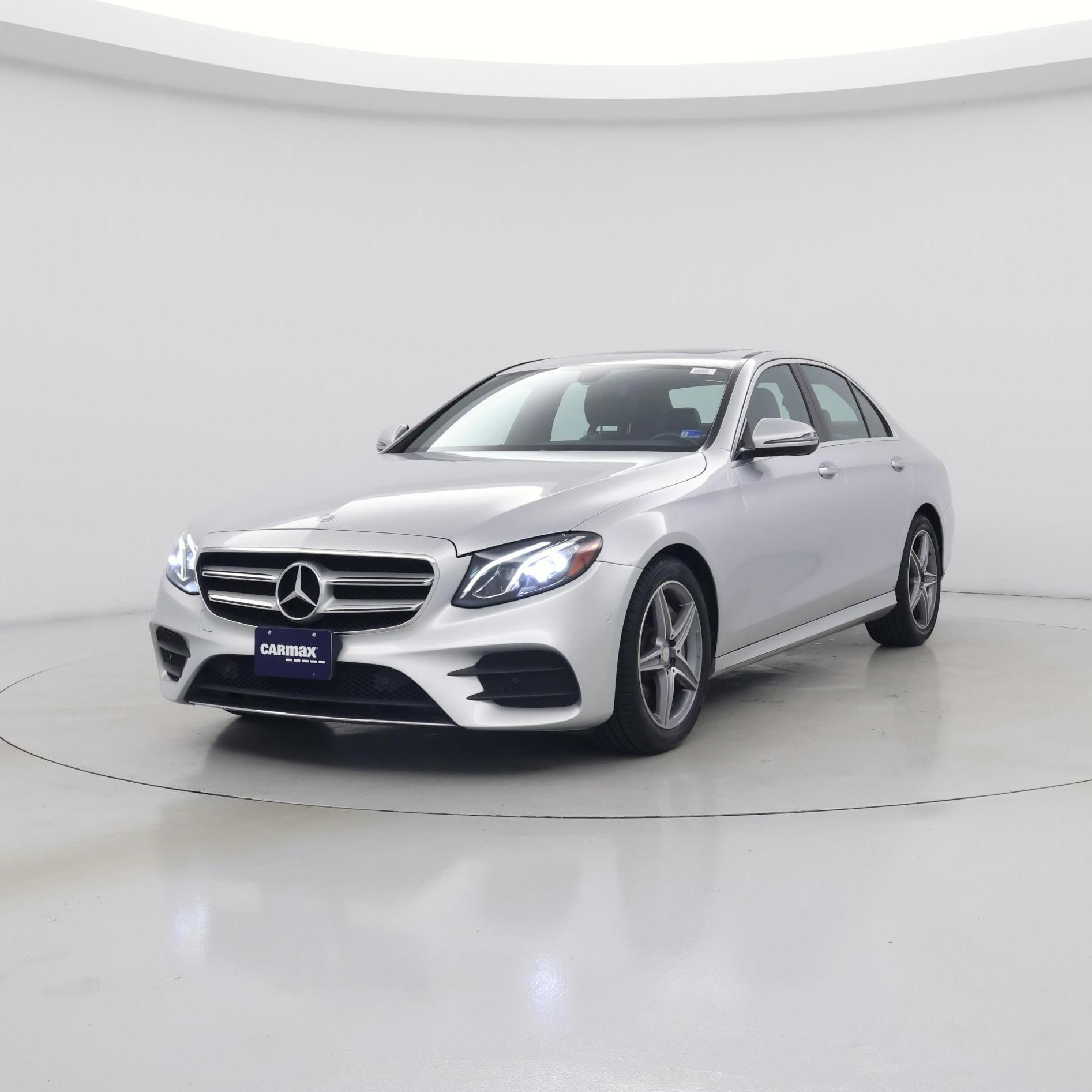 Thumbnail: 2017 Mercedes-Benz E-Class - 4