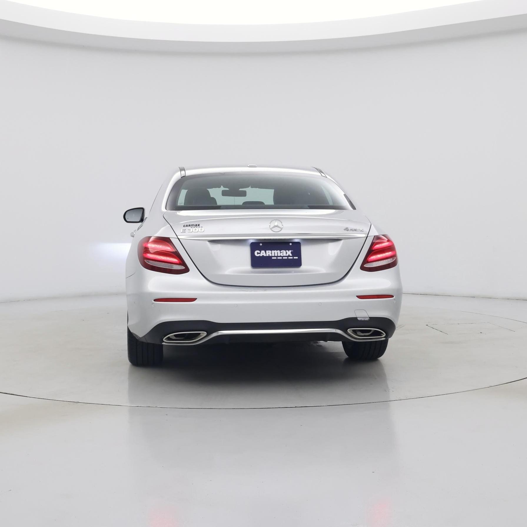 Thumbnail: 2017 Mercedes-Benz E-Class - 6