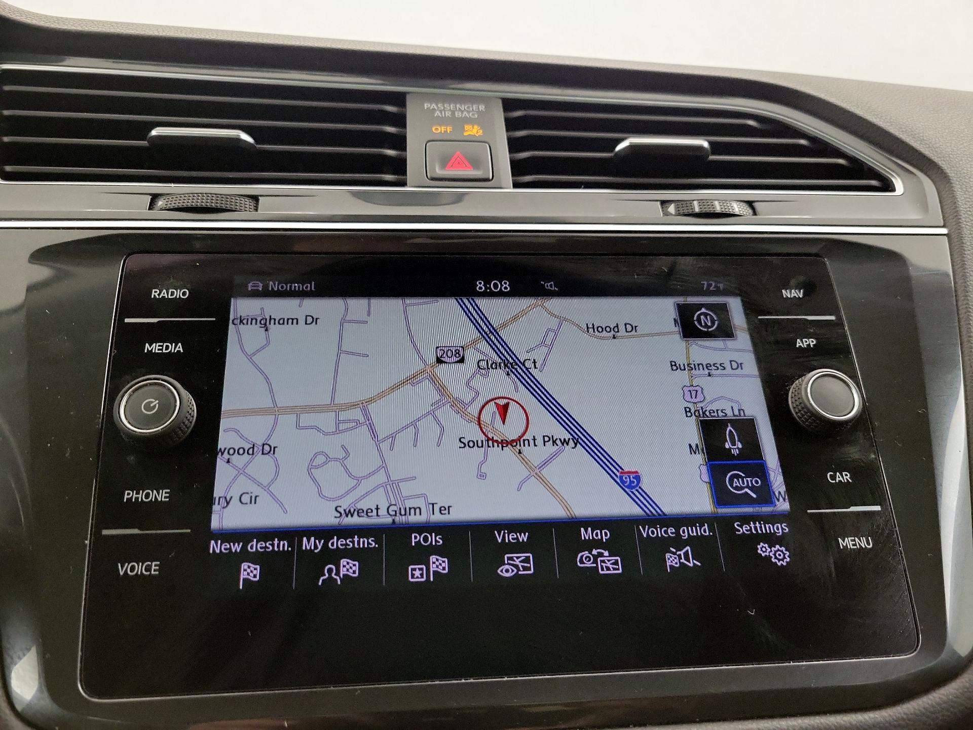 Thumbnail: 2019 Volkswagen Tiguan - 14