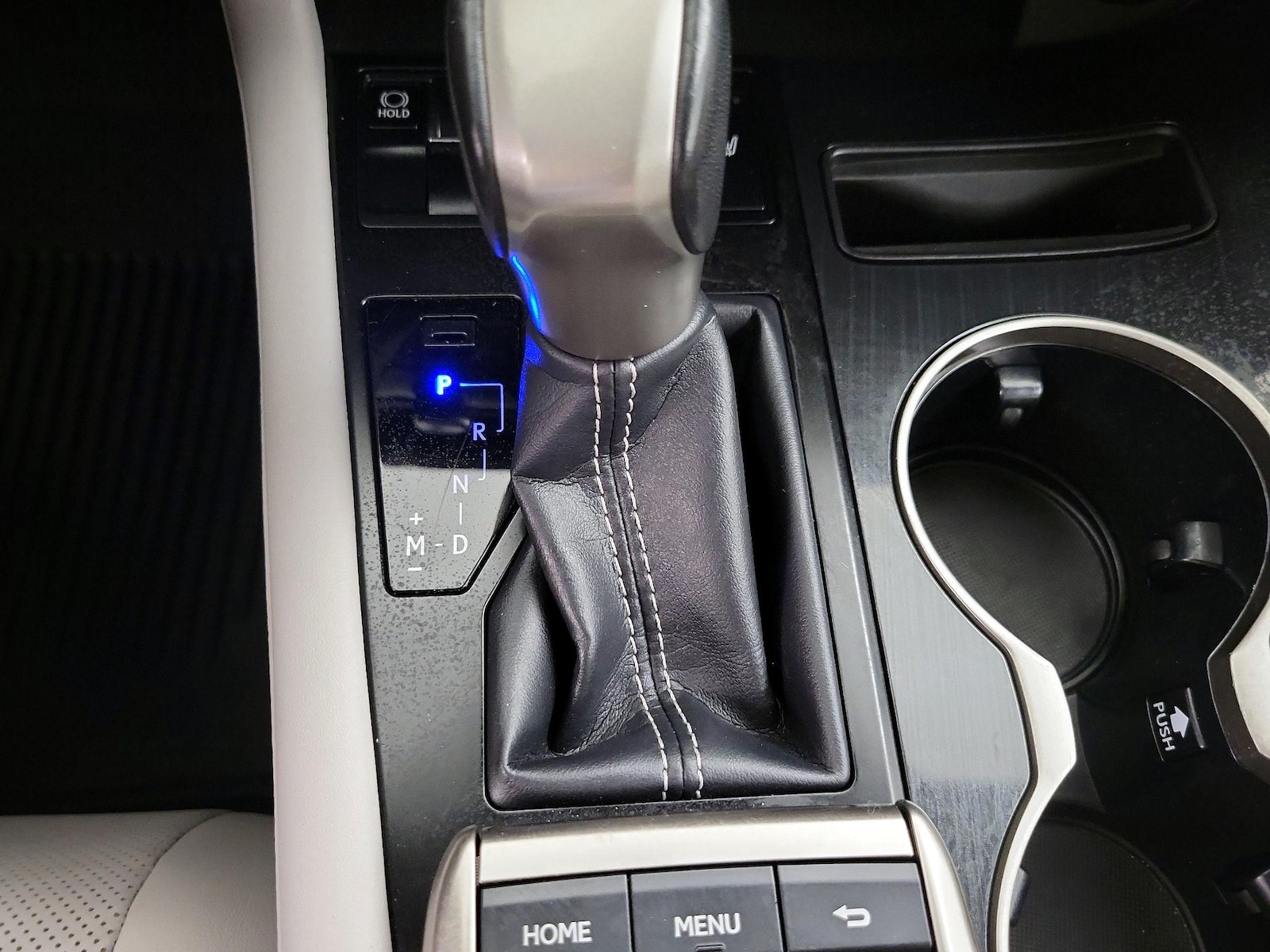 2021 Lexus RX 350 - Photo 18