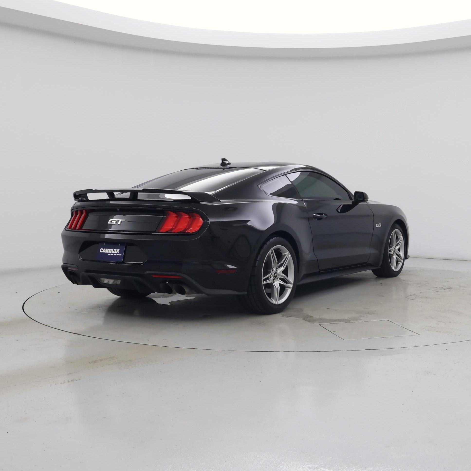 Thumbnail: 2022 Ford Mustang - 8