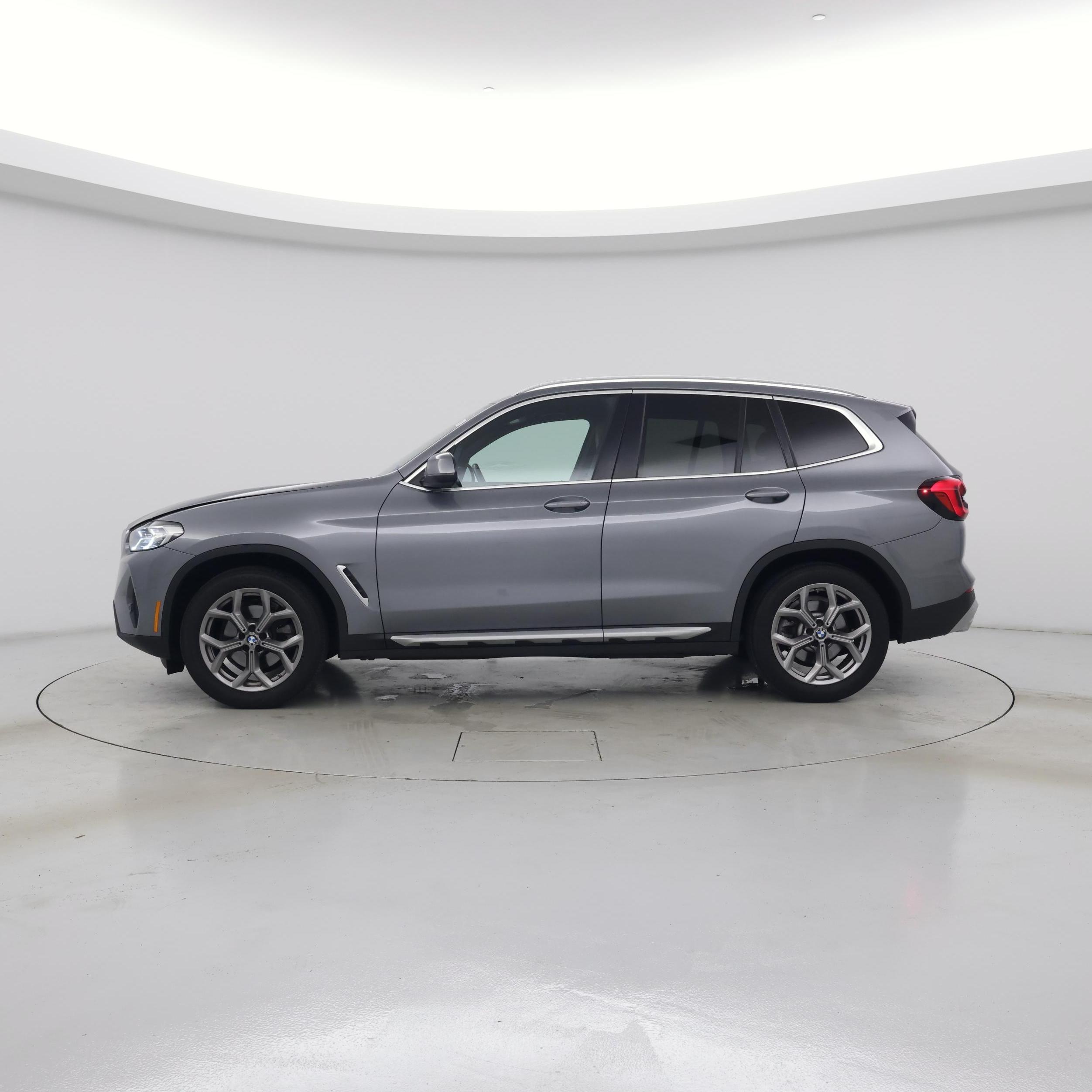 Thumbnail: 2023 BMW X3 - 3
