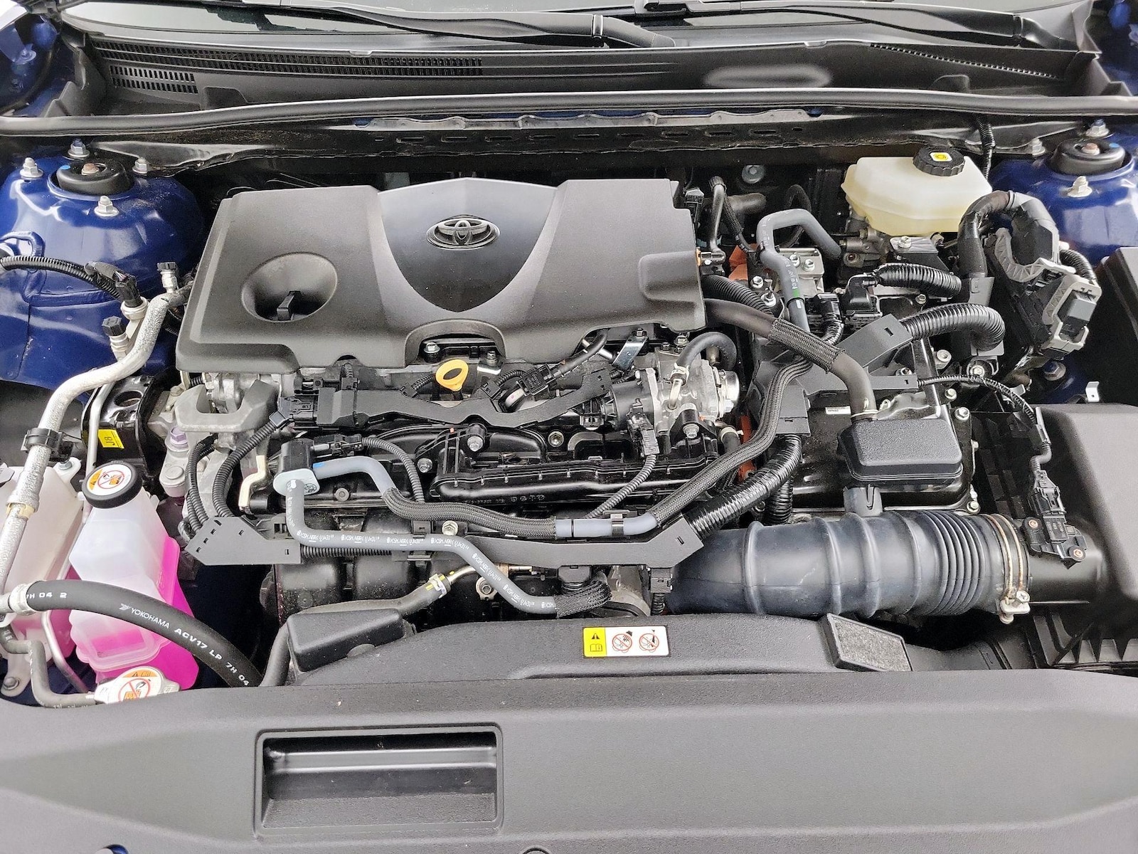 2025 Toyota Camry SE - Photo 22
