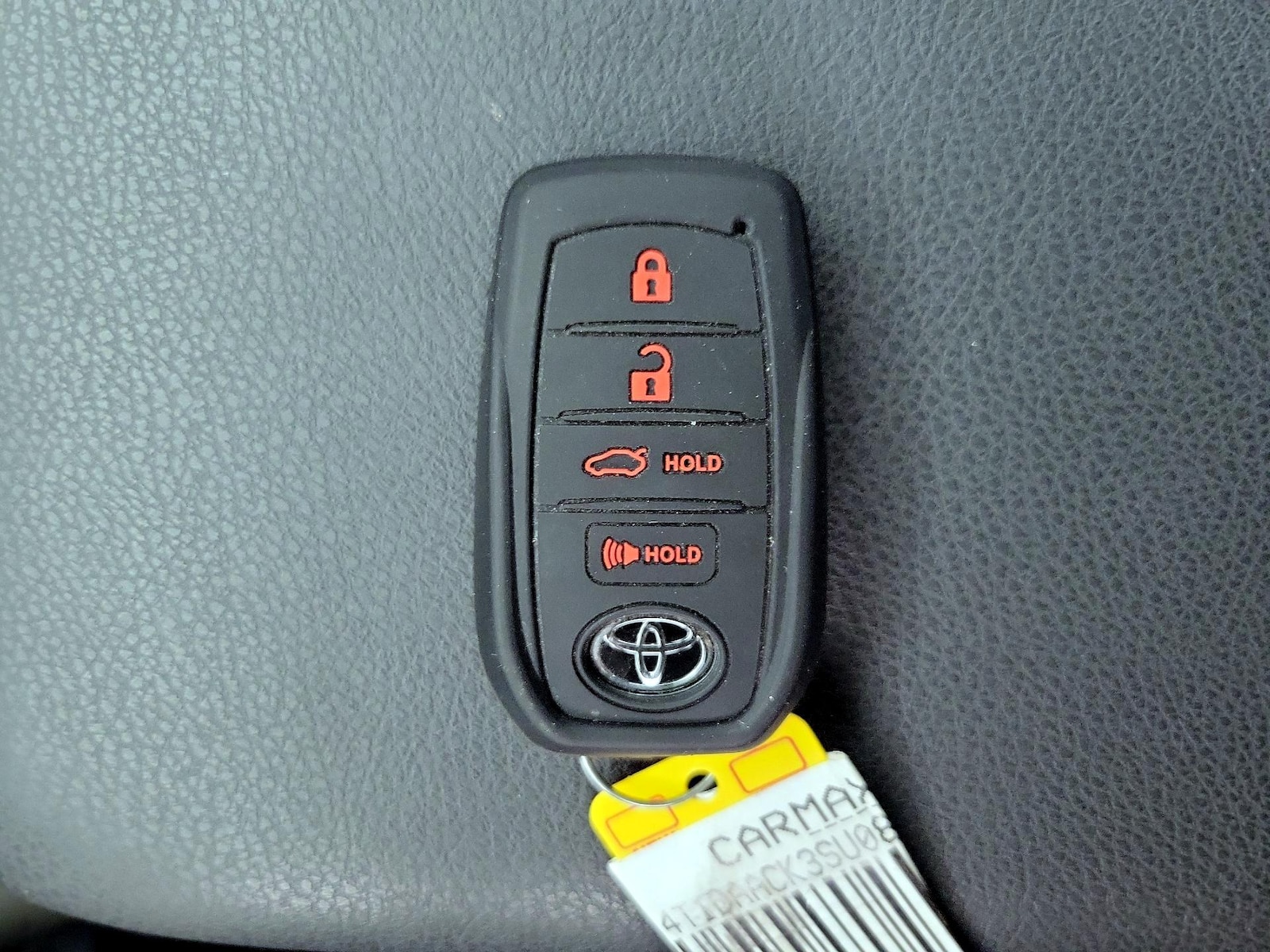 2025 Toyota Camry SE - Photo 23