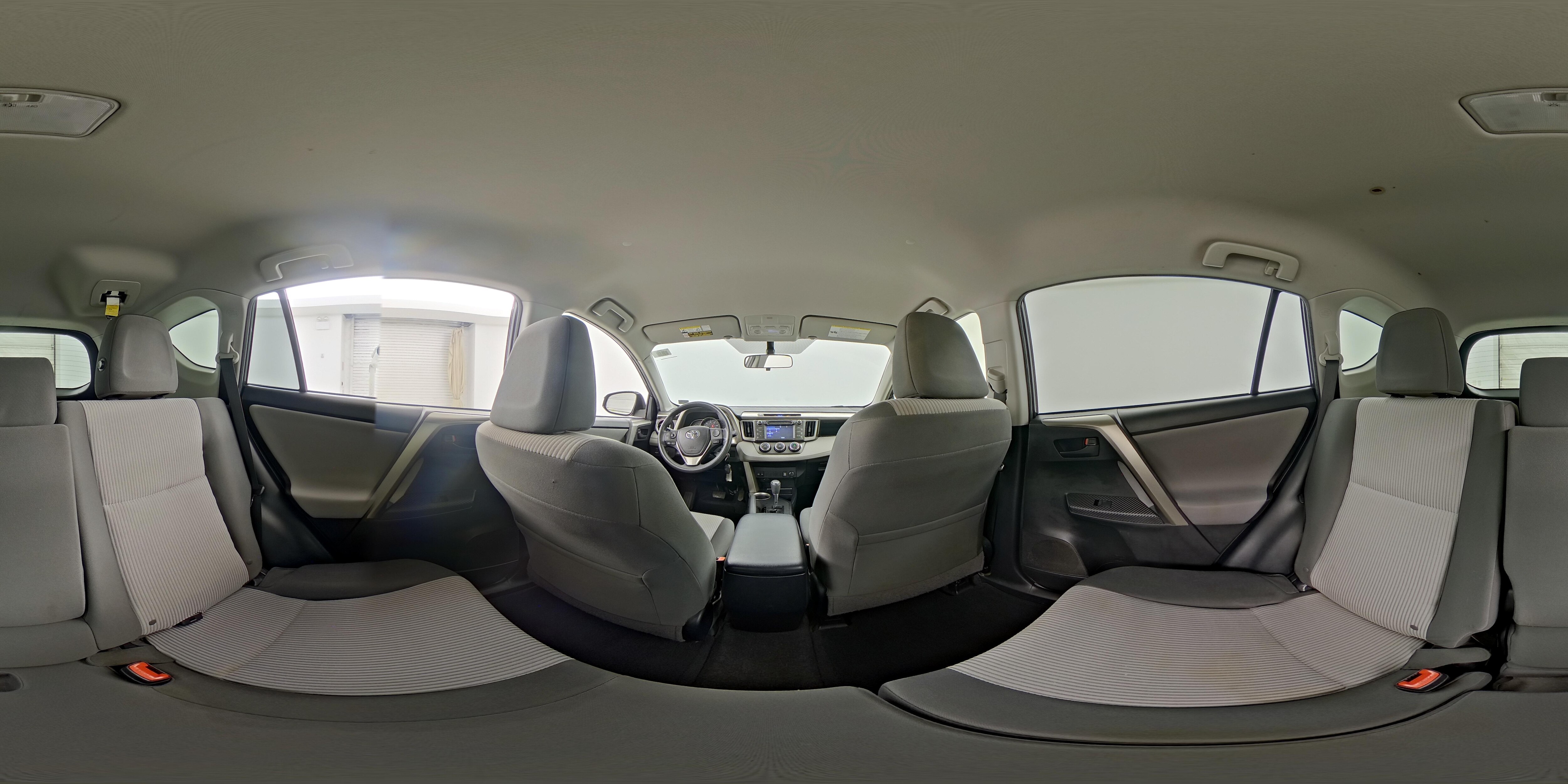 2015 Toyota RAV4 LE - Photo 26