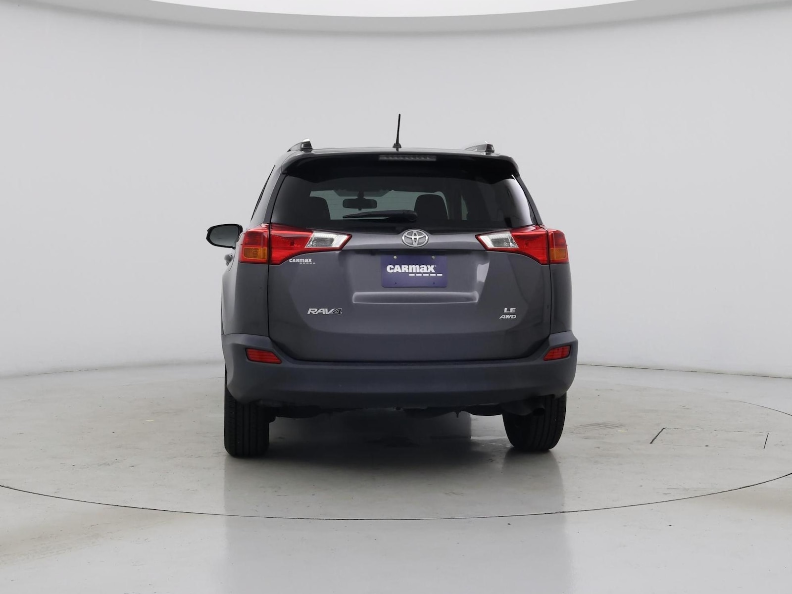 2015 Toyota RAV4 LE - Photo 7