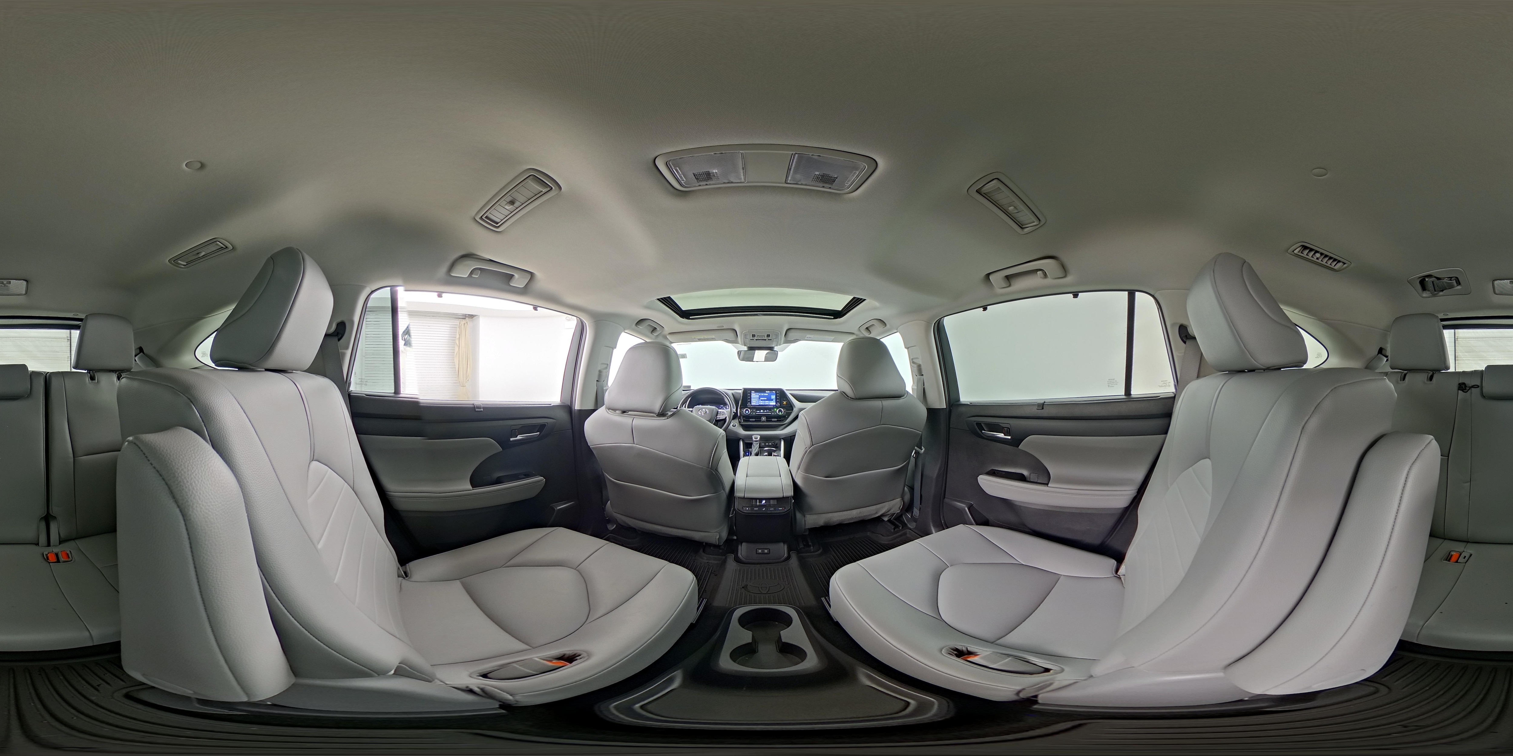 2021 Toyota Highlander XLE - Photo 28