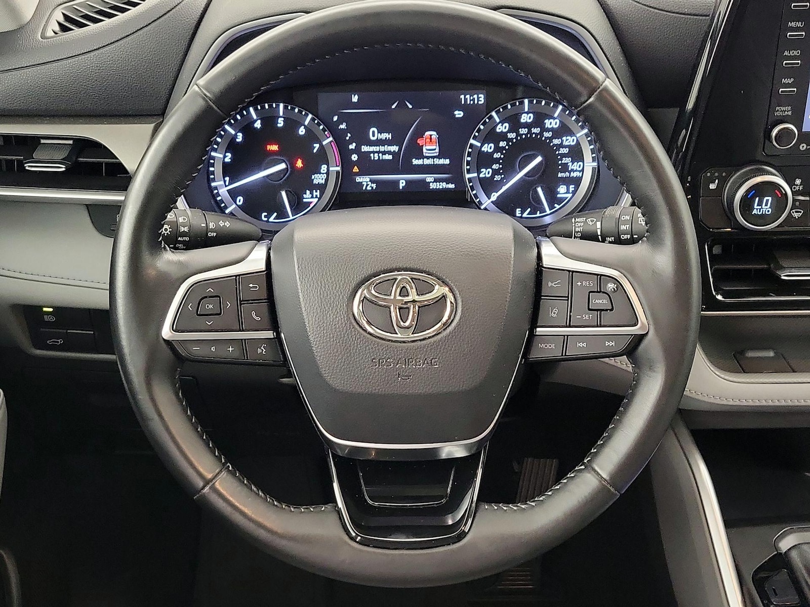 2021 Toyota Highlander XLE - Photo 11